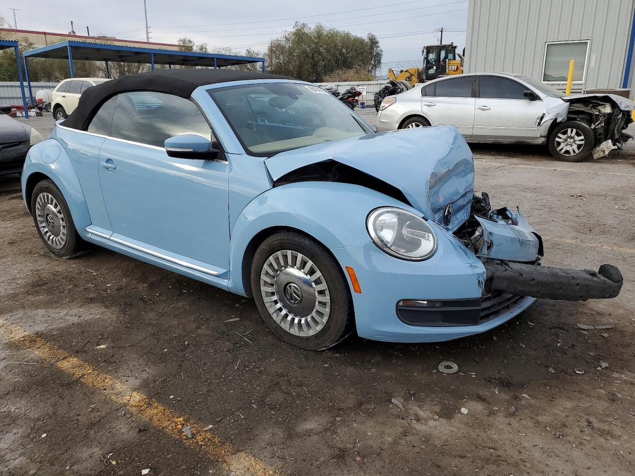 2016 VOLKSWAGEN Beetle