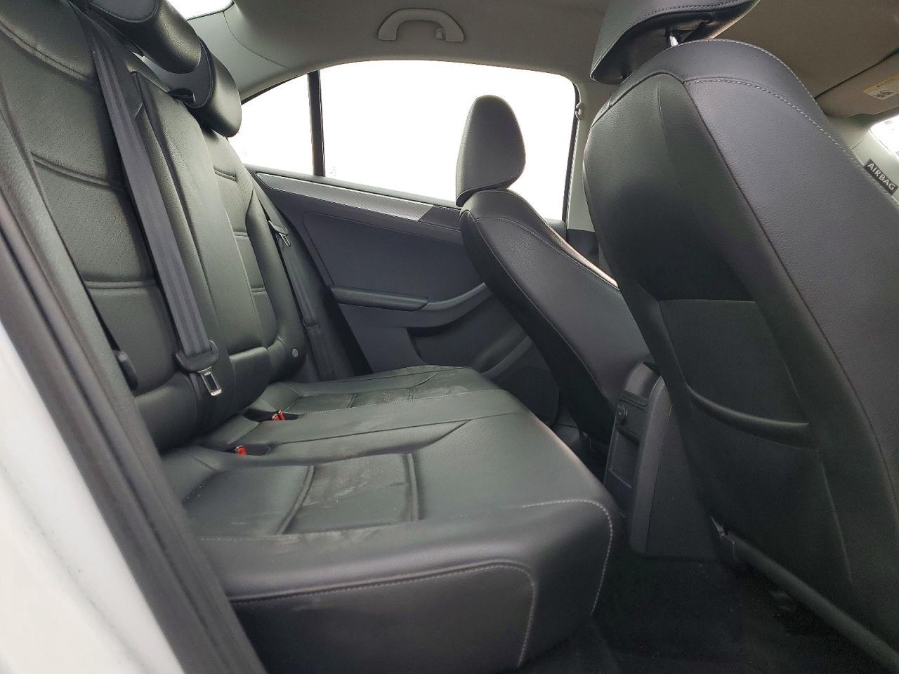 2018 VOLKSWAGEN JETTA