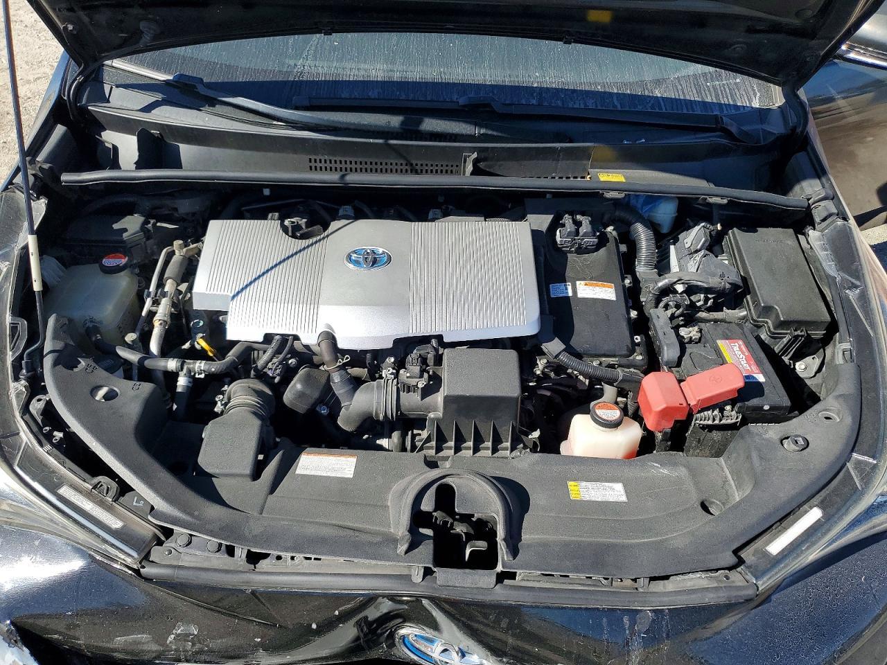 2016 TOYOTA PRIUS