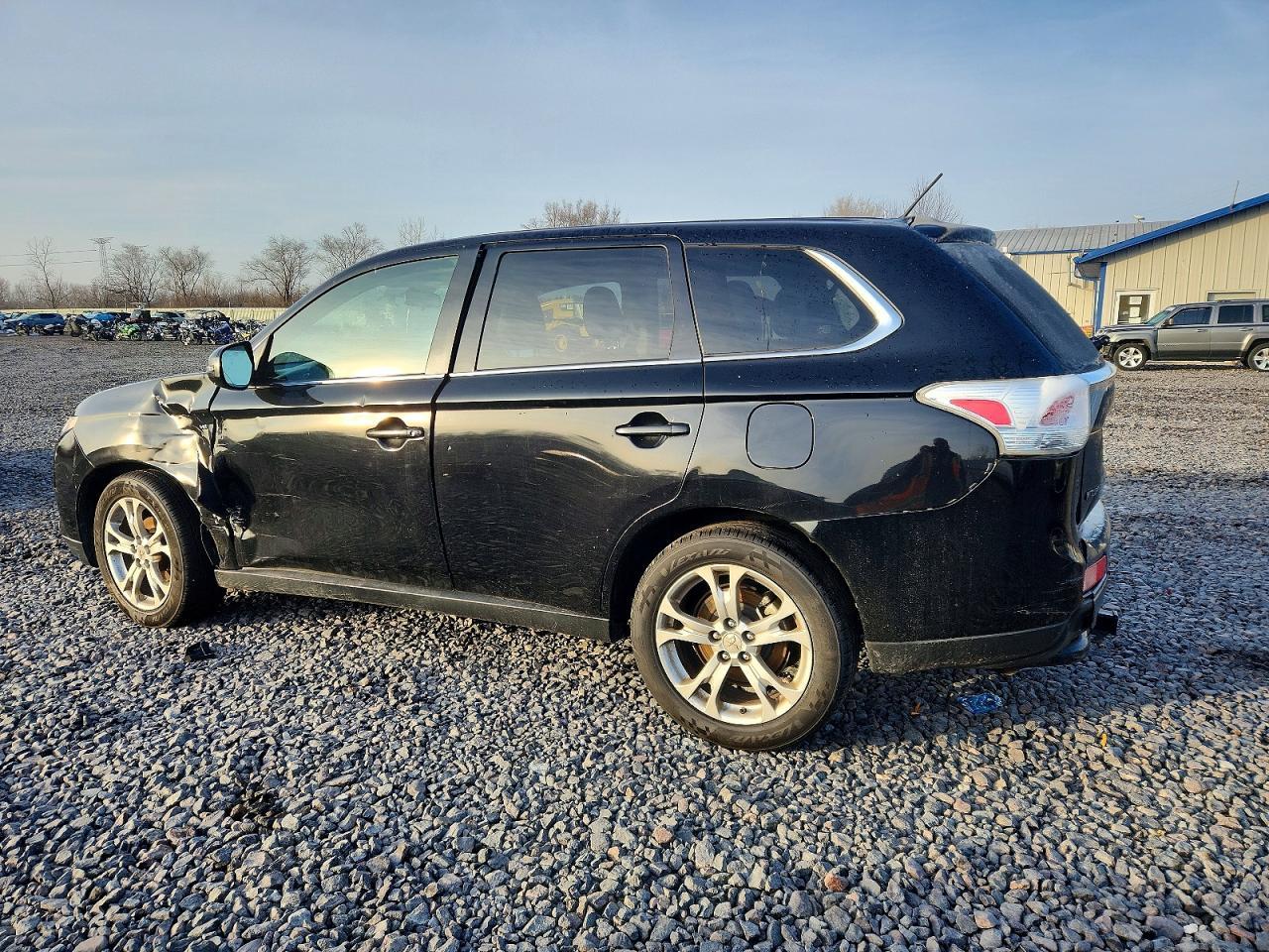 2014 MITSUBISHI outlander