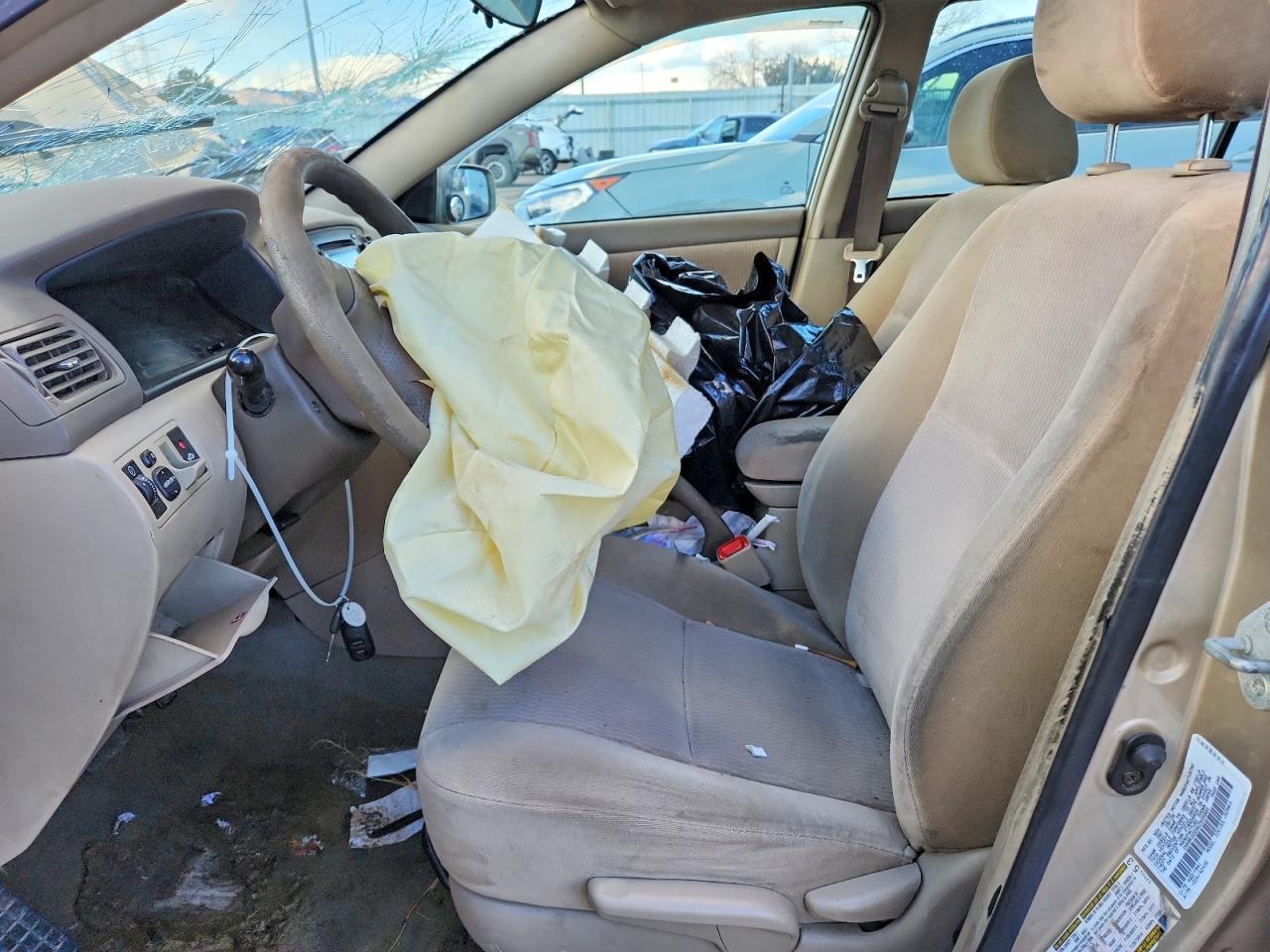 2006 TOYOTA COROLLA
