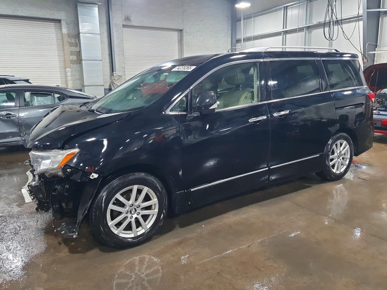 2013 NISSAN Quest