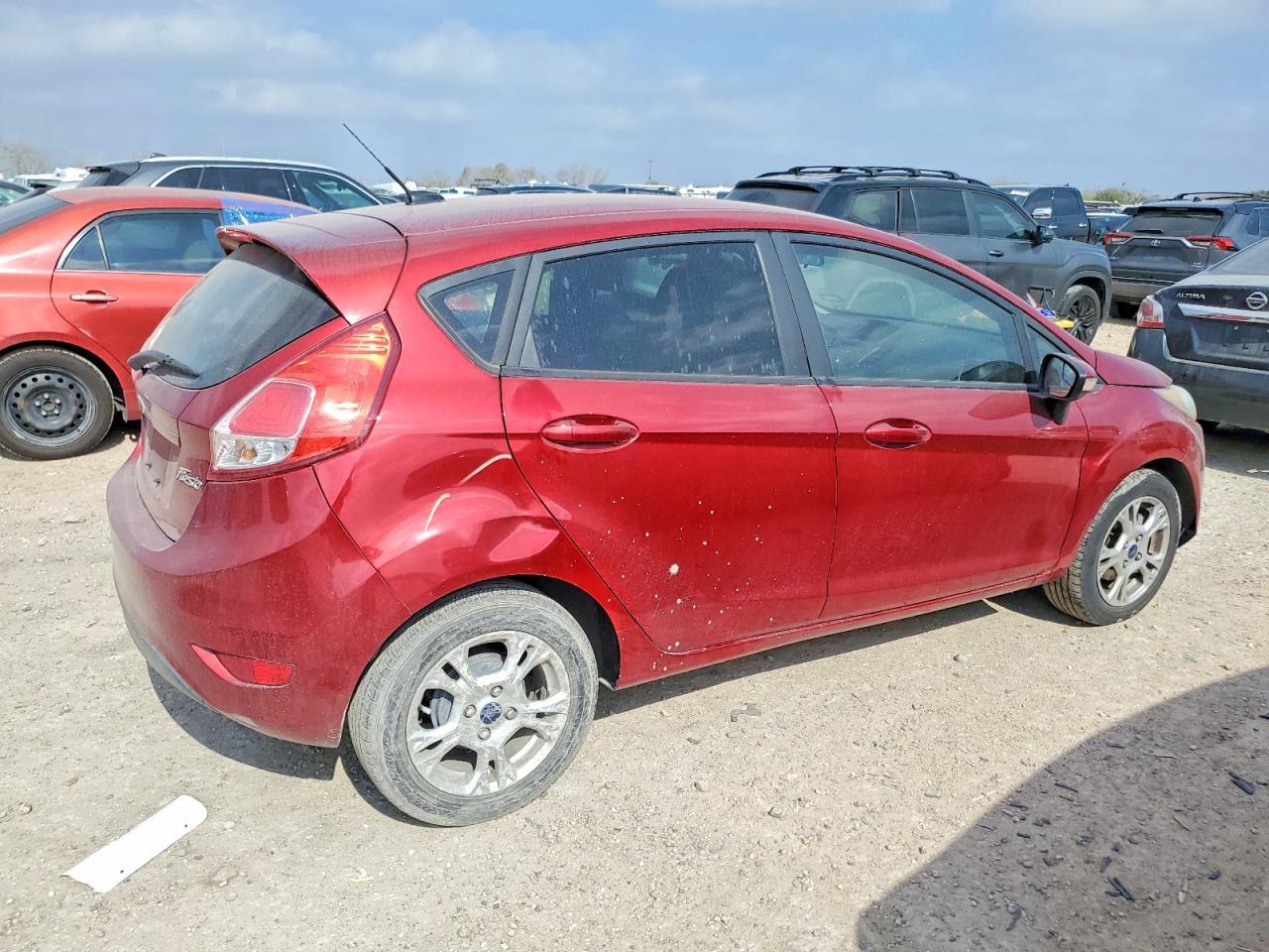 2016 FORD Fiesta