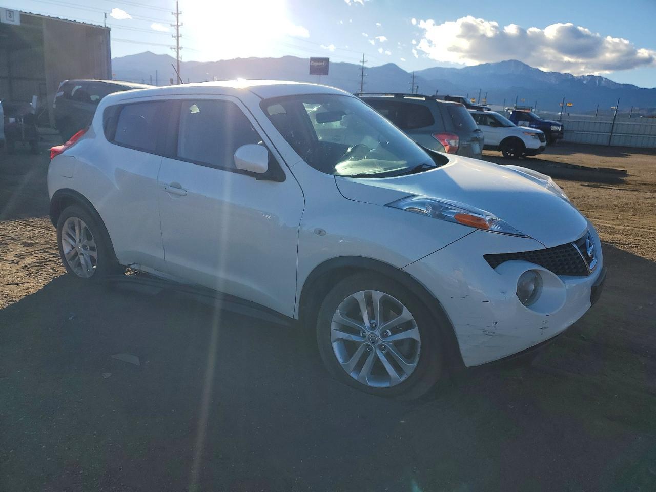 2014 NISSAN Juke