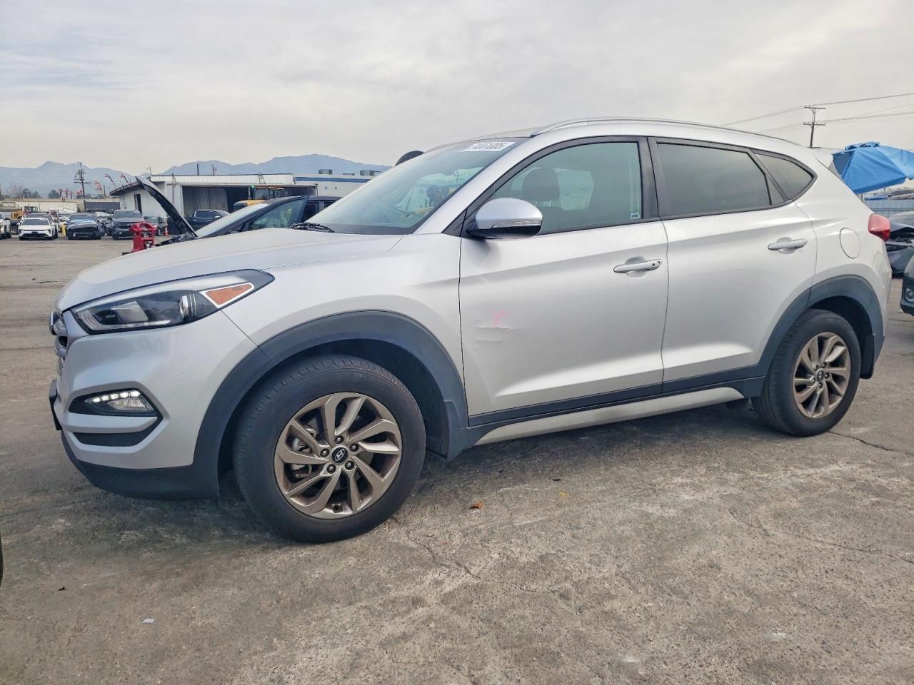 2017 HYUNDAI TUCSON