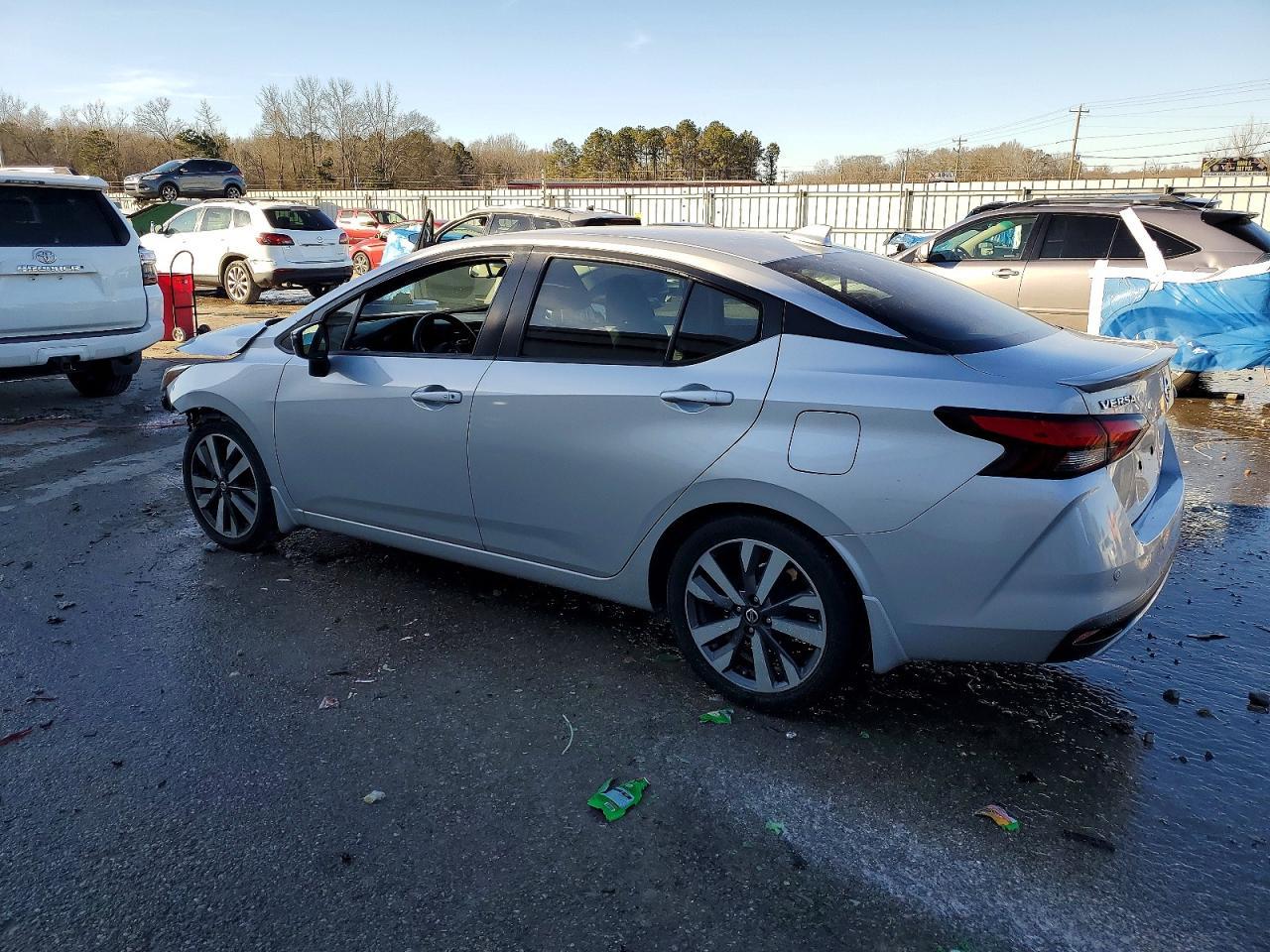 2020 NISSAN VERSA
