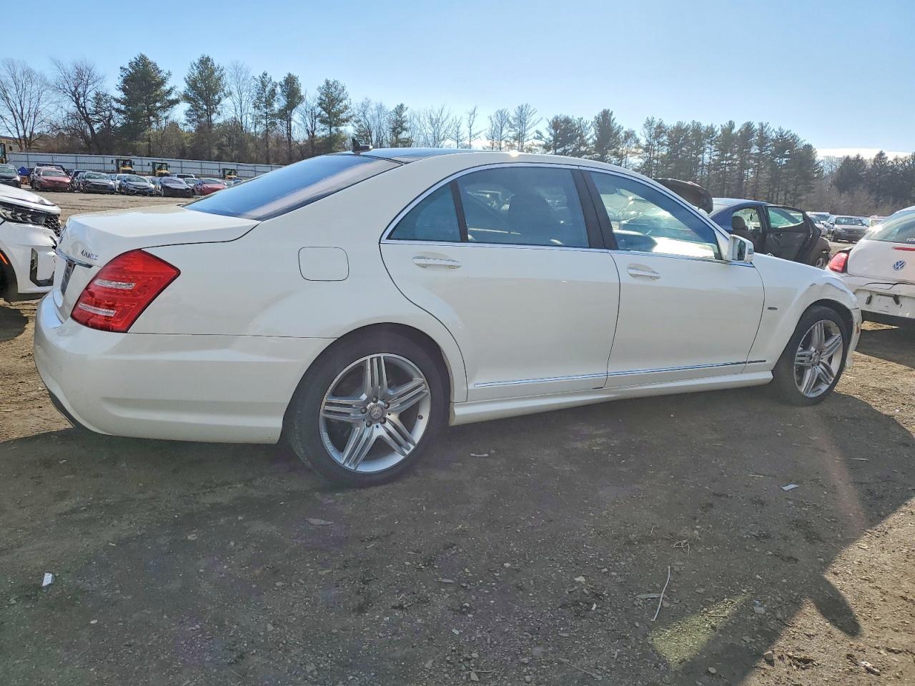 2012 MERCEDES-BENZ S-Class