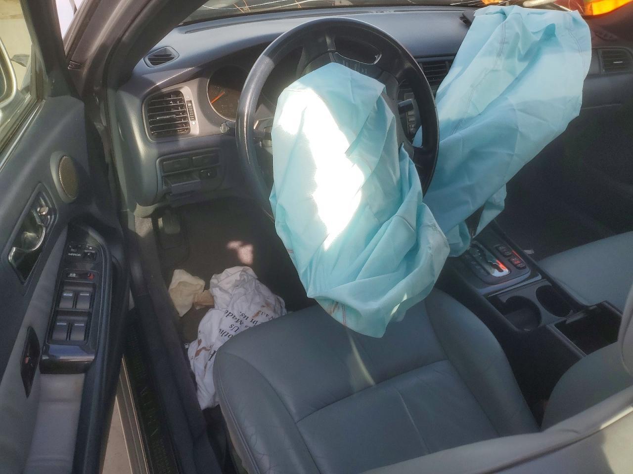 2004 ACURA RL