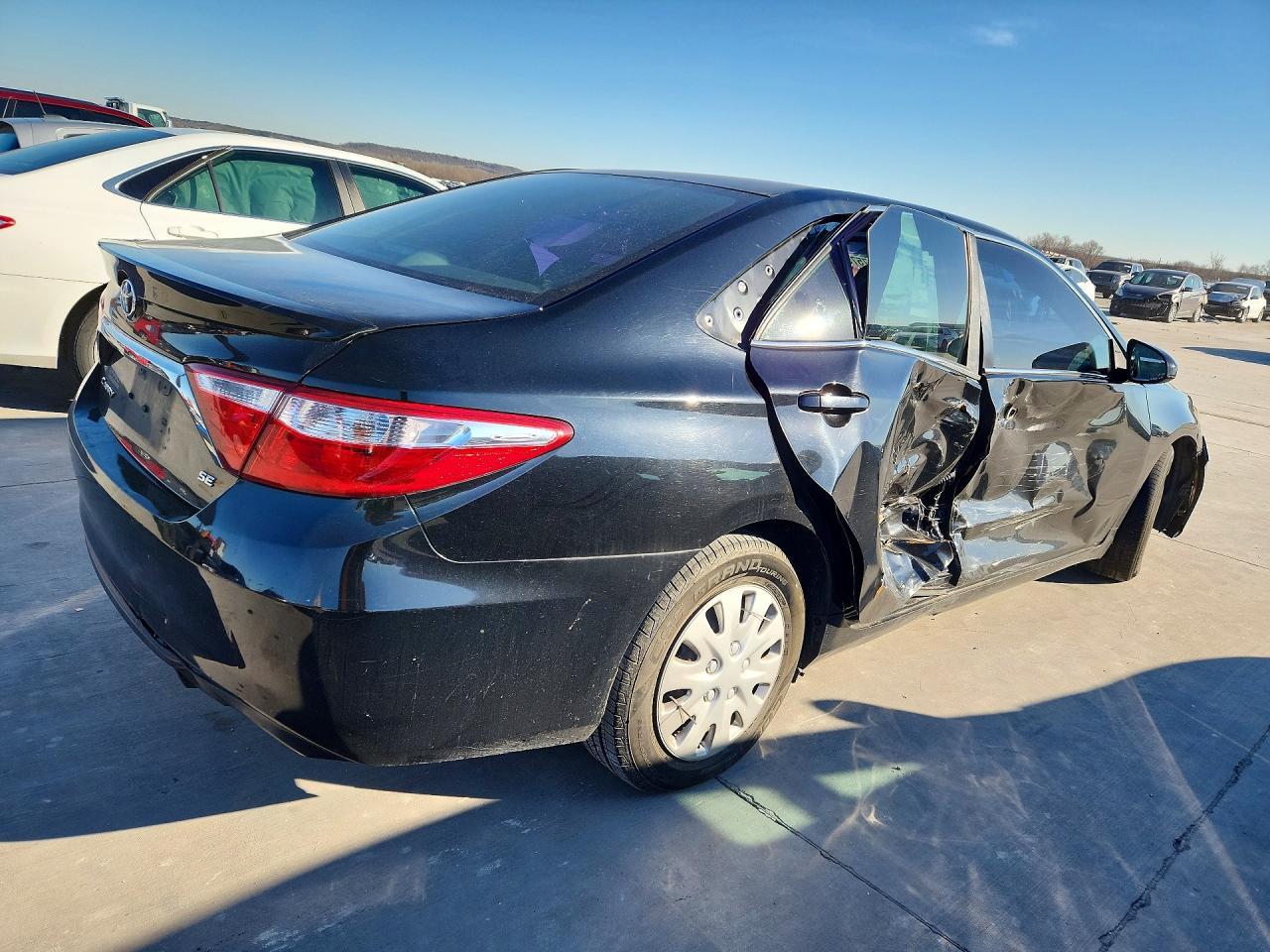 2017 TOYOTA CAMRY