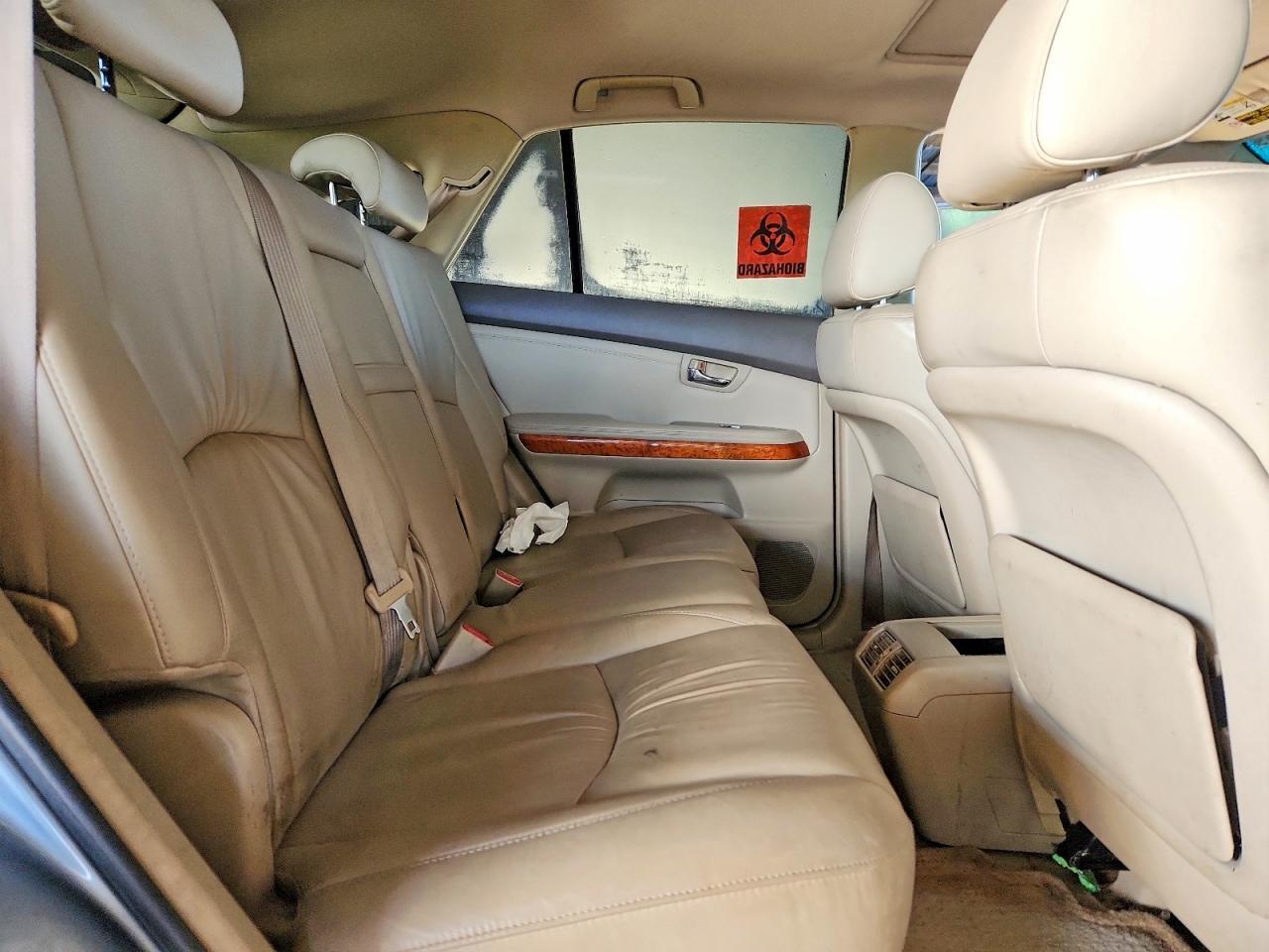 2004 LEXUS Rx 330