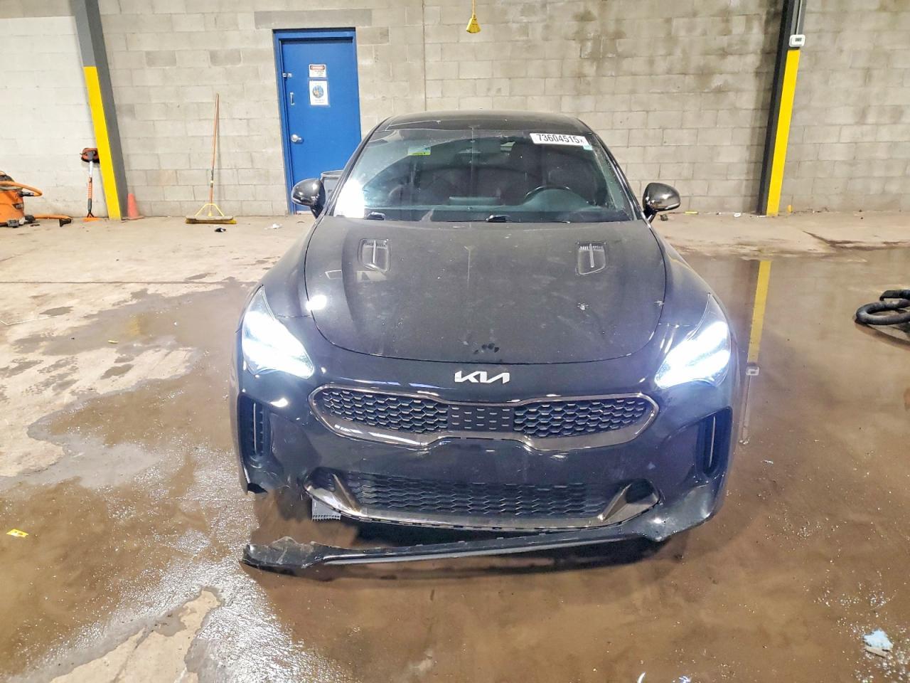 2022 KIA Stinger