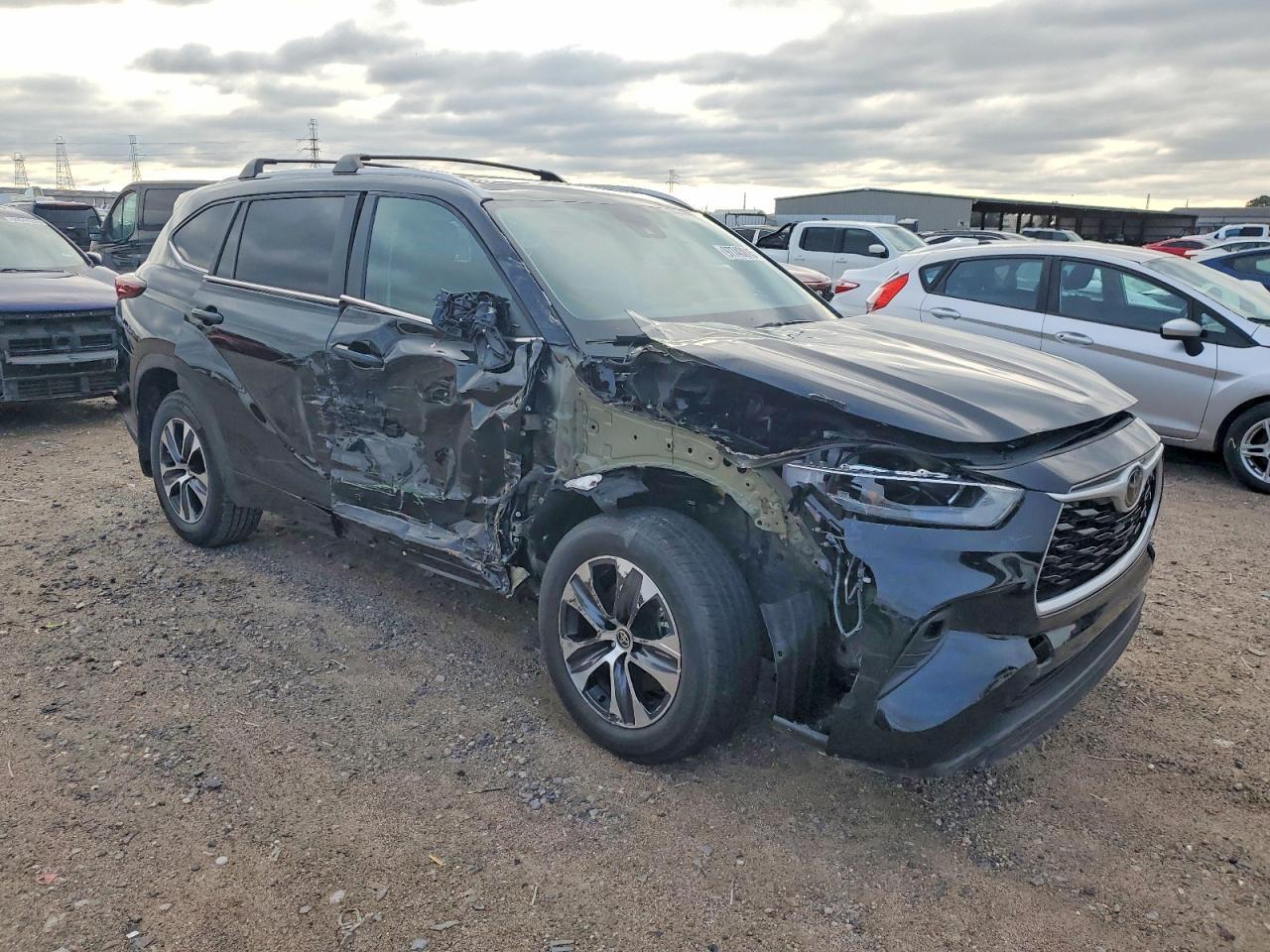 2024 TOYOTA HIGHLANDER