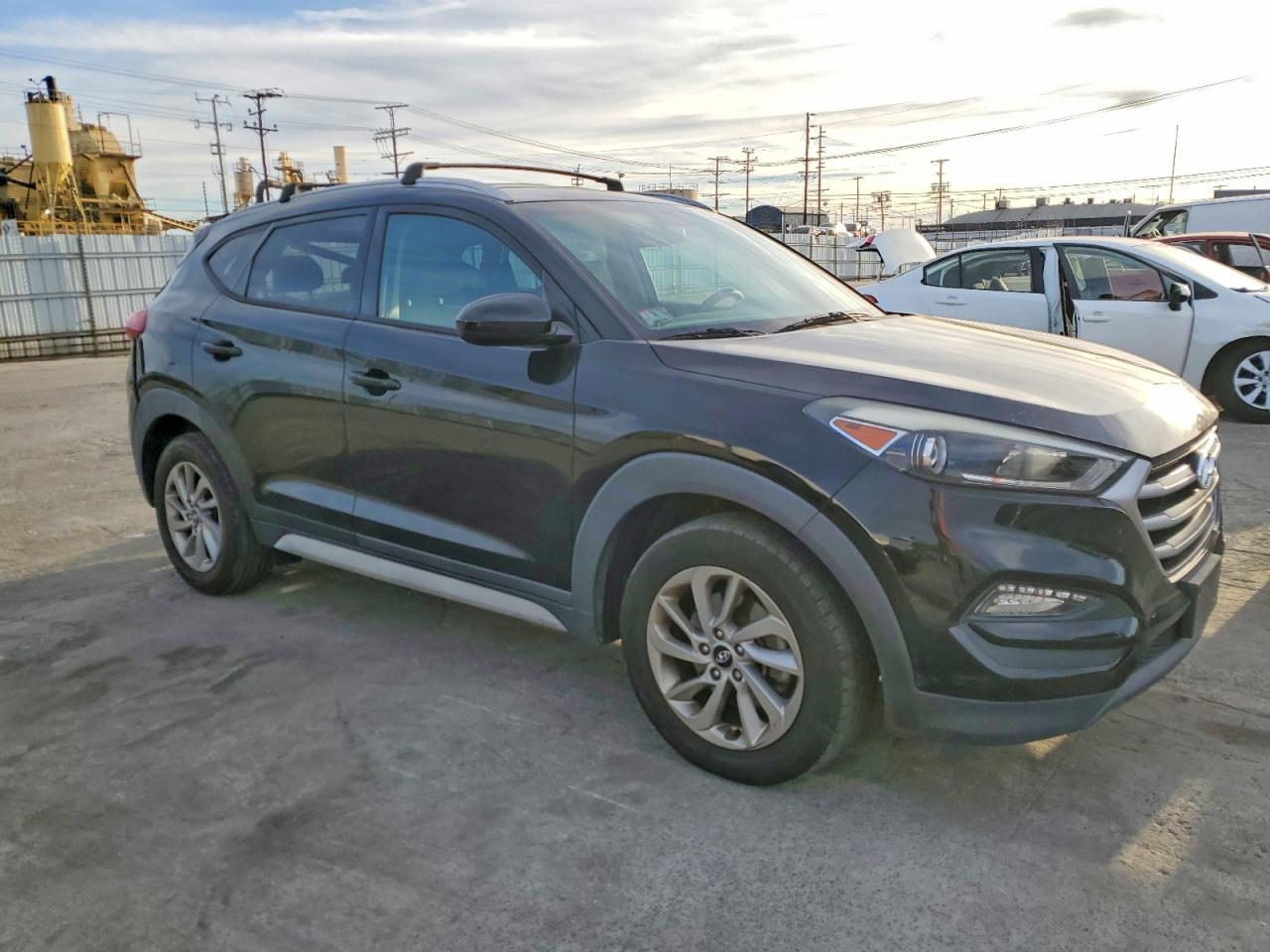 2017 HYUNDAI TUCSON