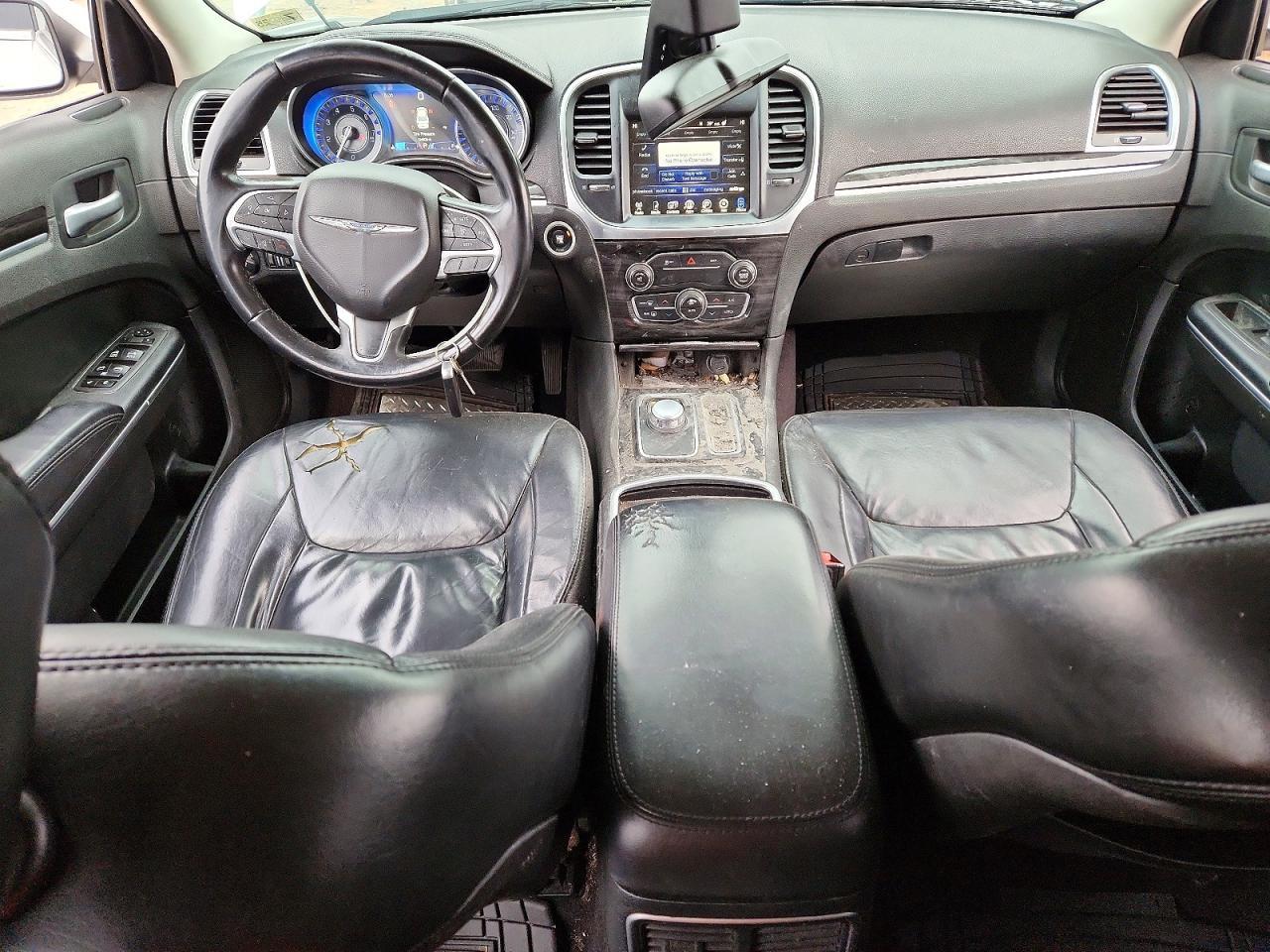 2016 CHRYSLER 300