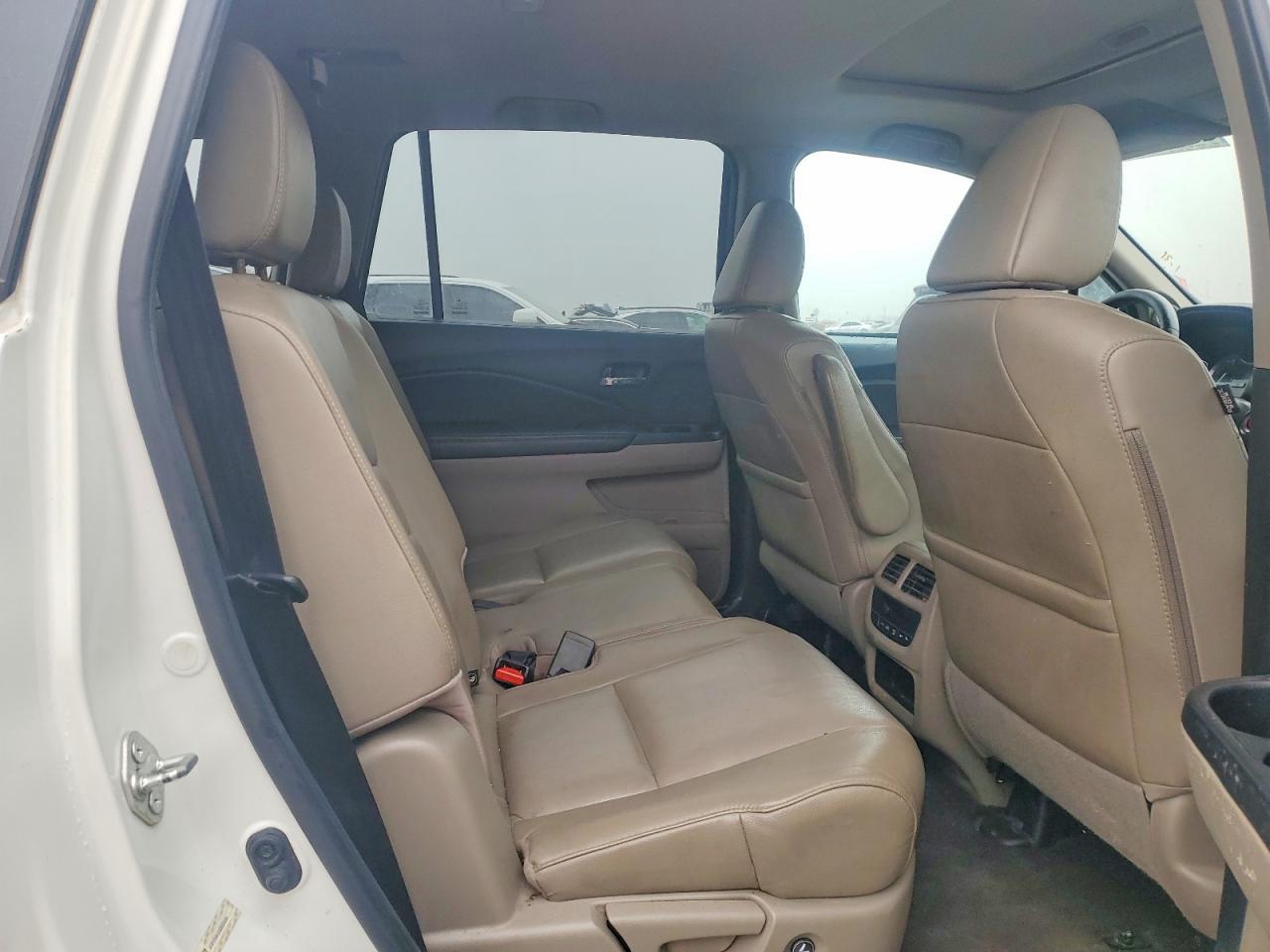 2016 HONDA PILOT
