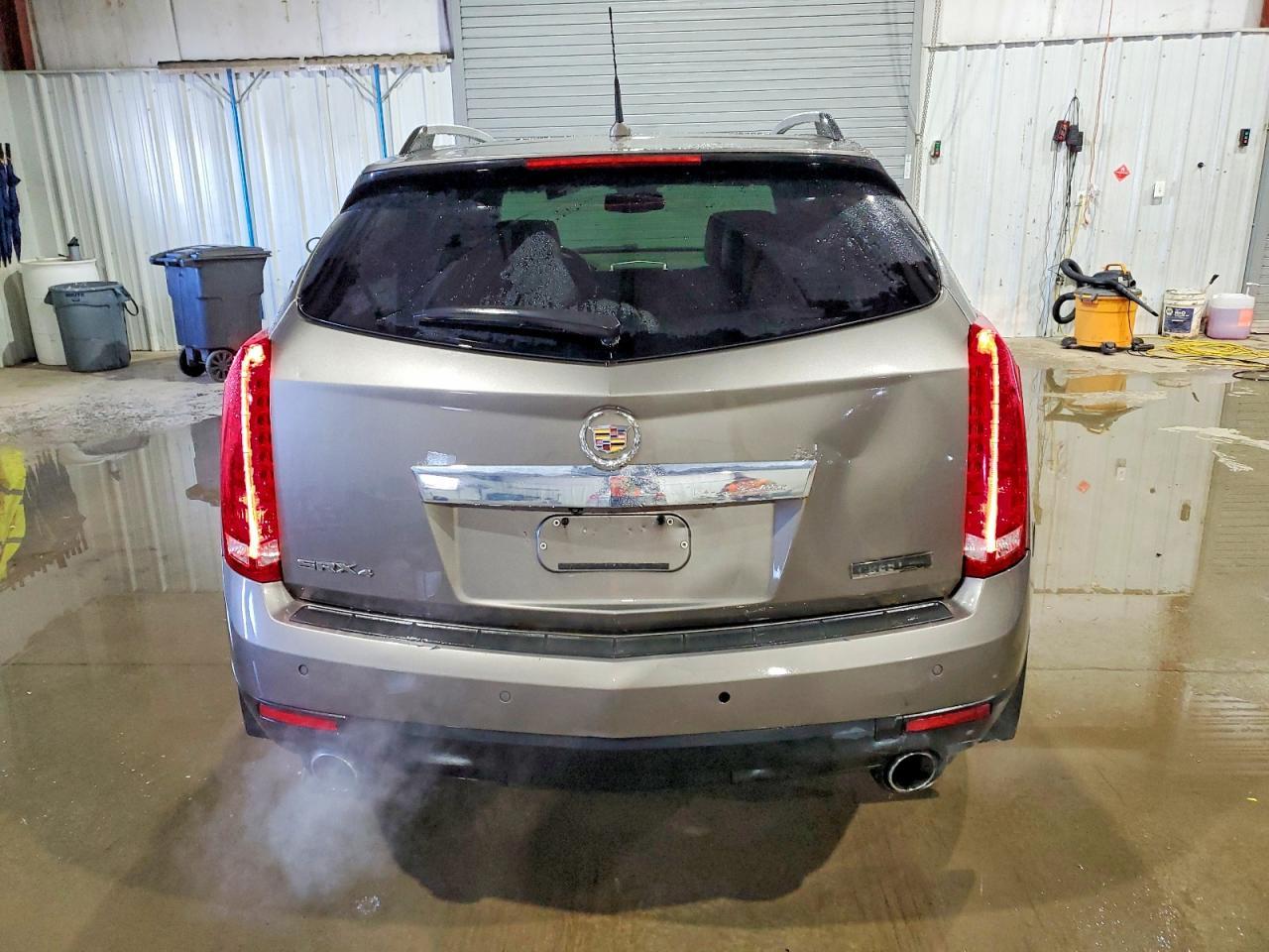 2011 CADILLAC SRX