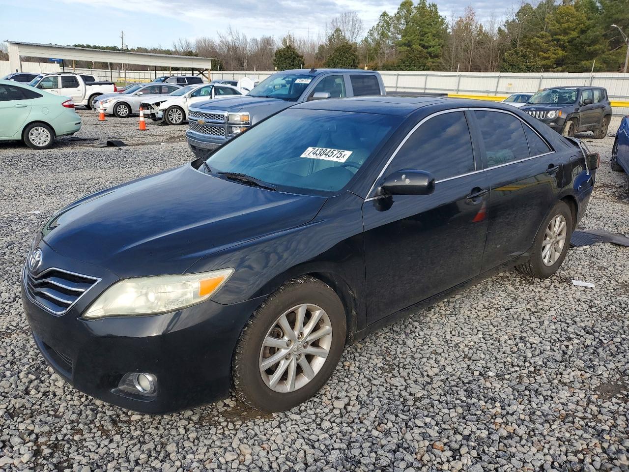 2011 TOYOTA CAMRY
