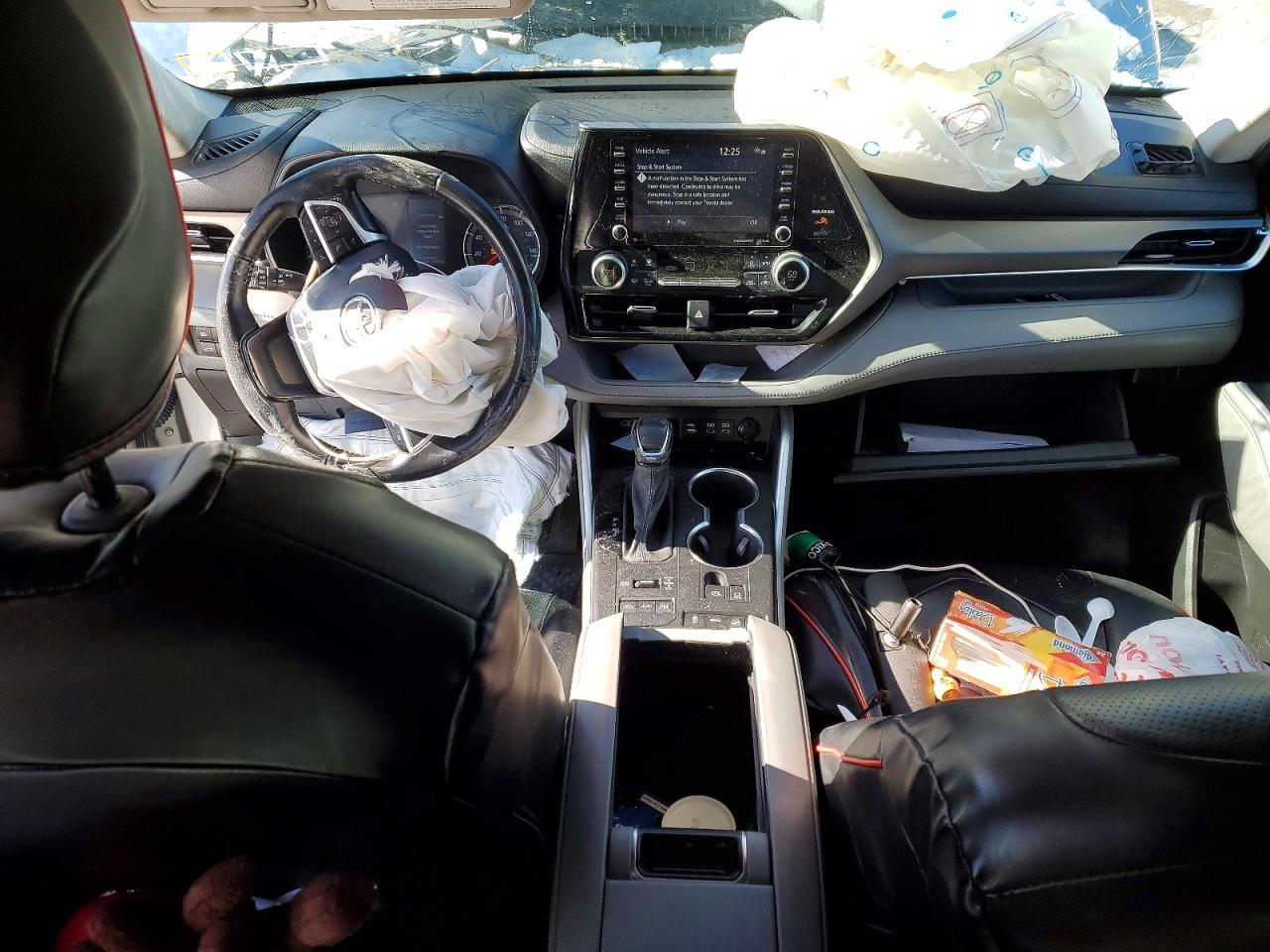 2022 TOYOTA HIGHLANDER