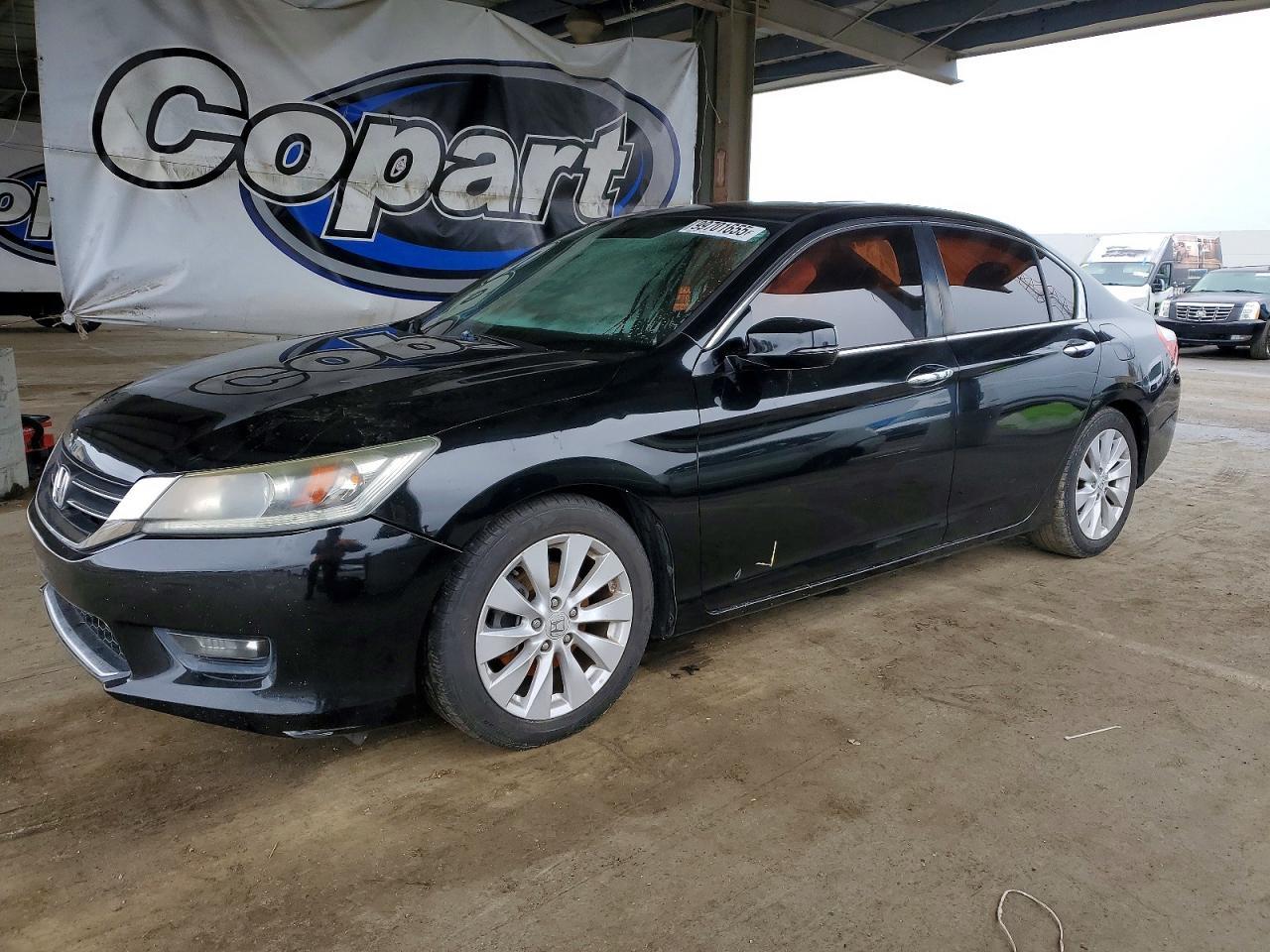 2015 HONDA ACCORD