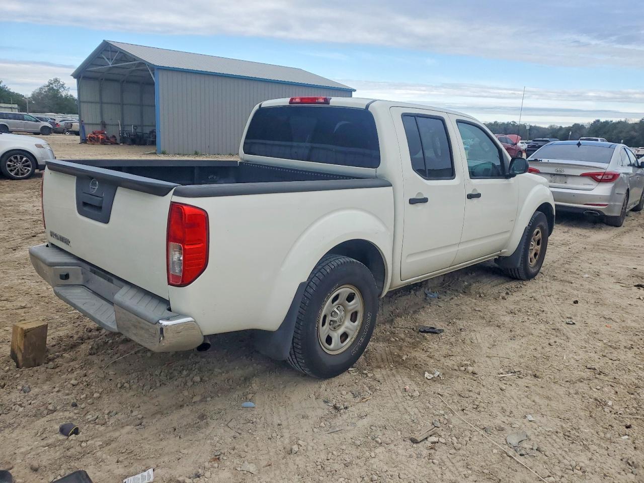 2012 NISSAN Frontier