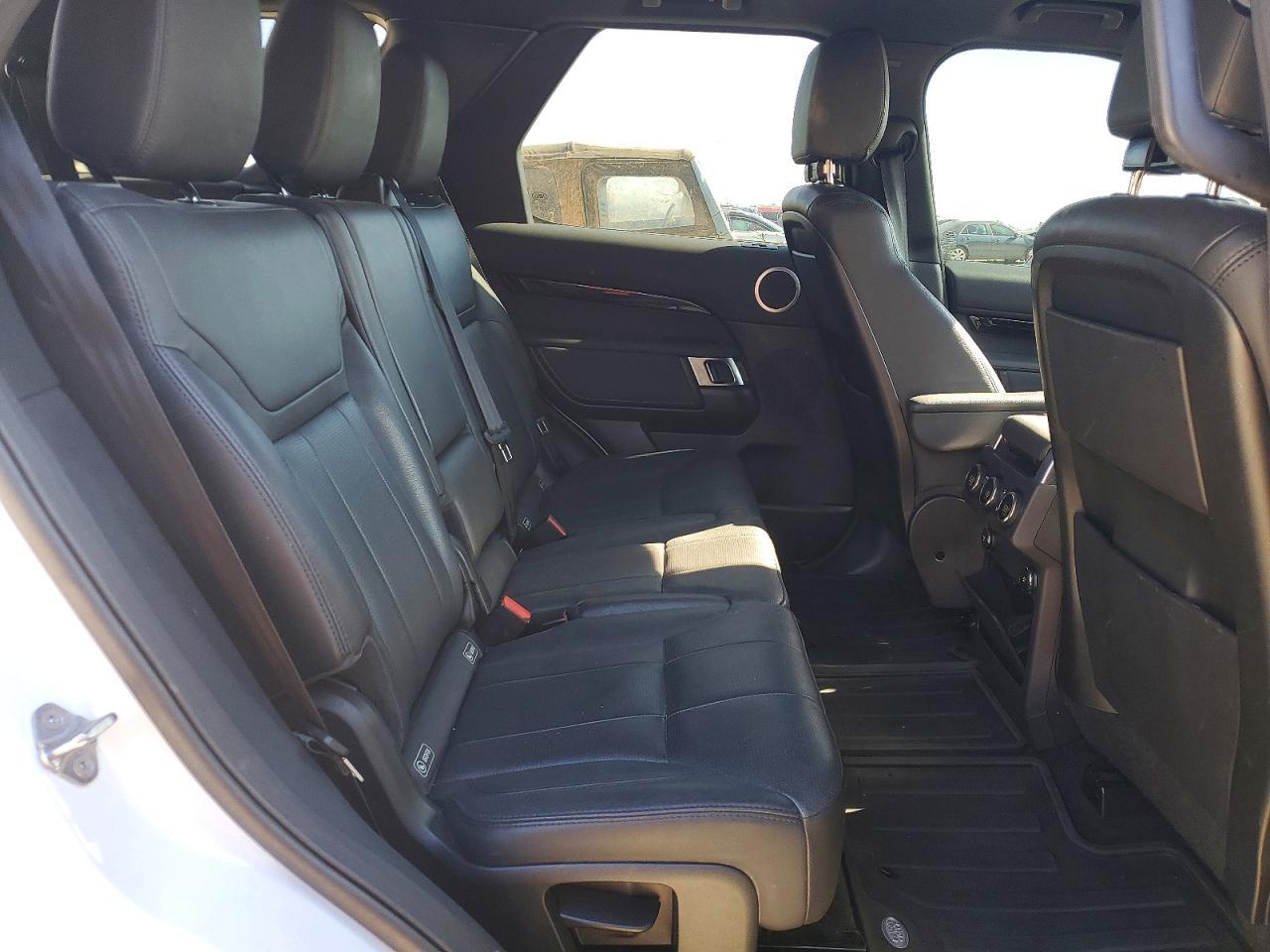 2019 LAND ROVER Discovery