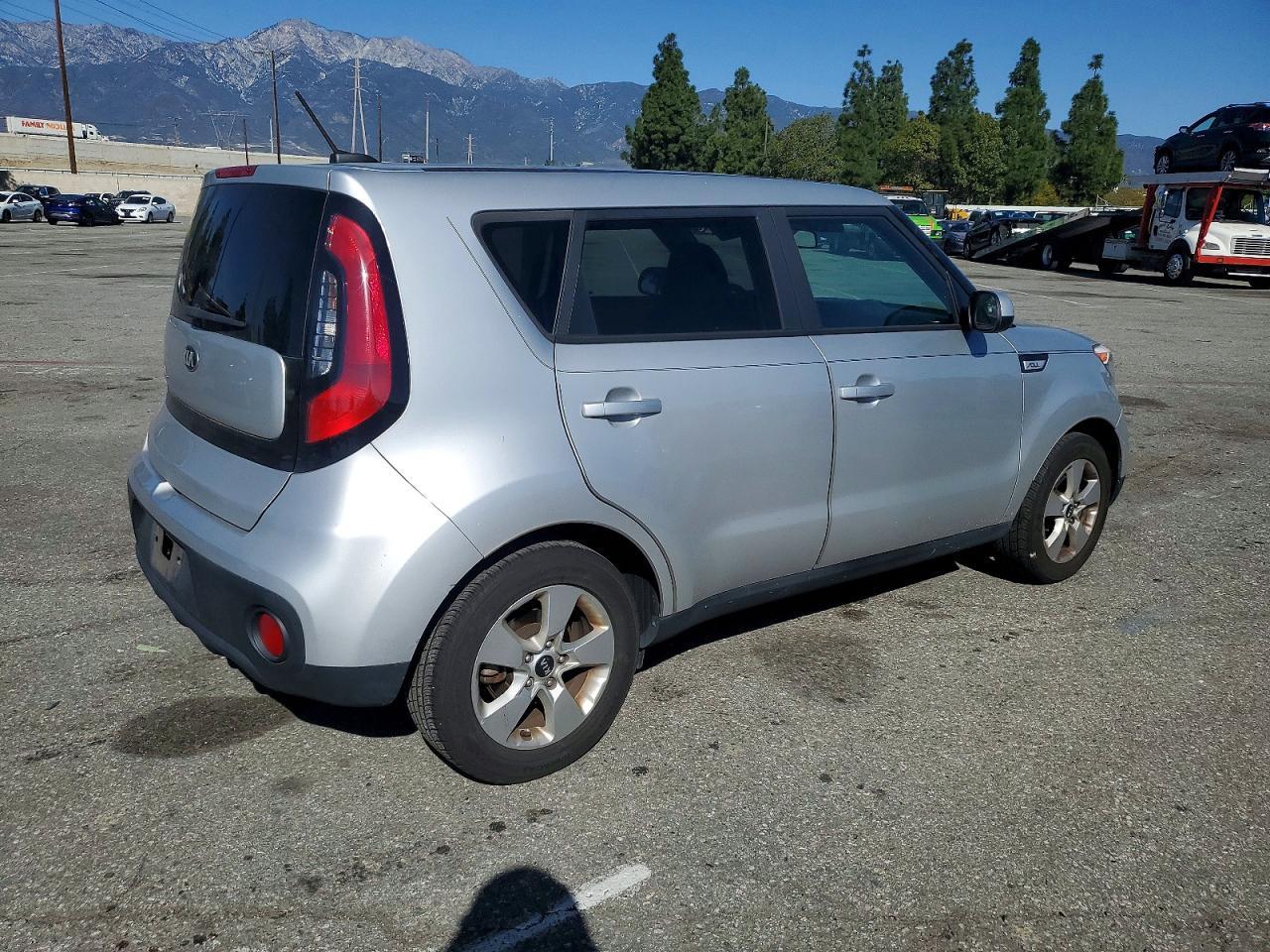 2018 KIA SOUL