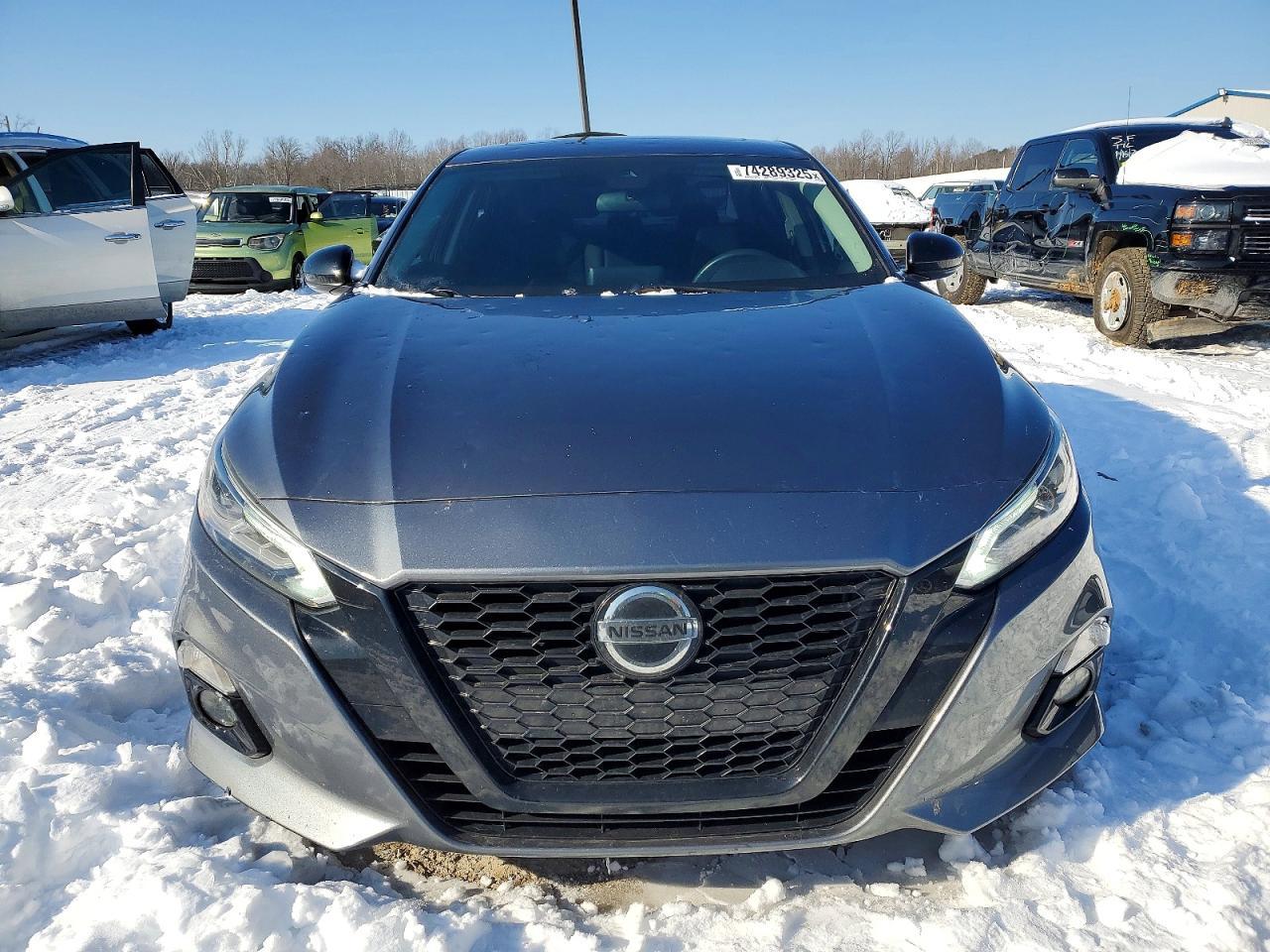 2022 NISSAN ALTIMA