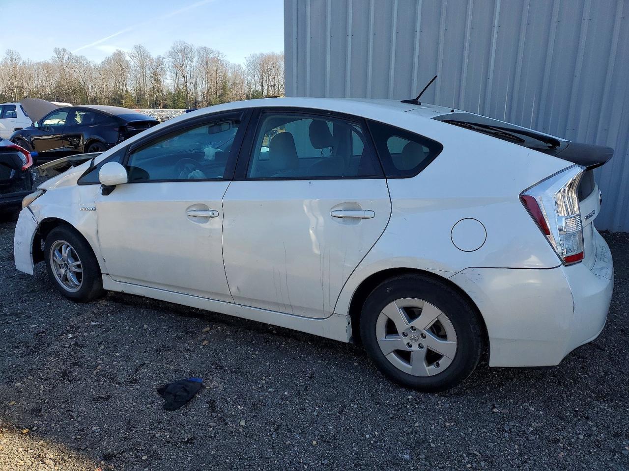 2011 TOYOTA PRIUS