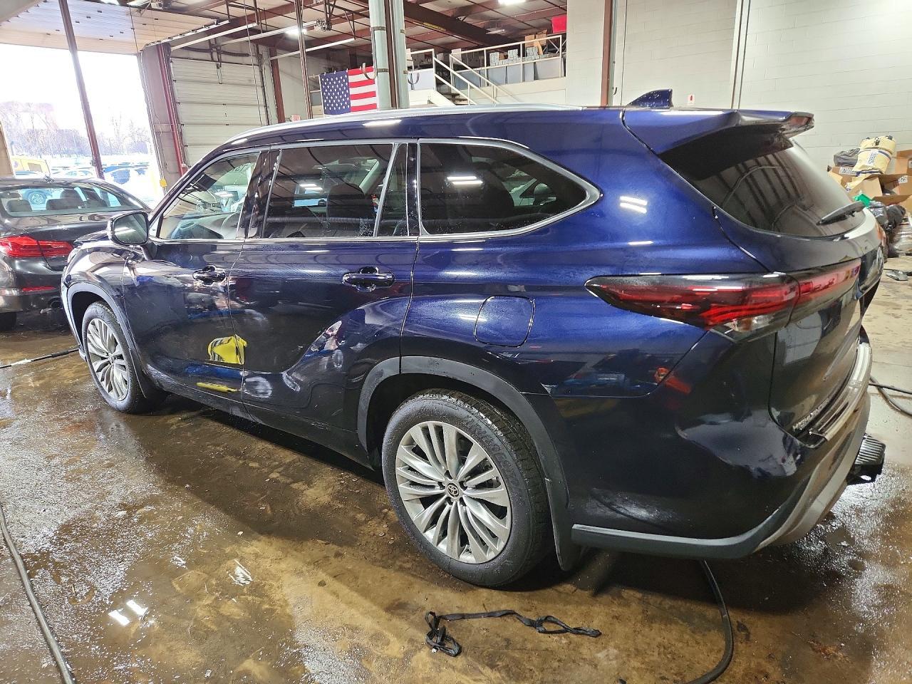 2025 TOYOTA HIGHLANDER