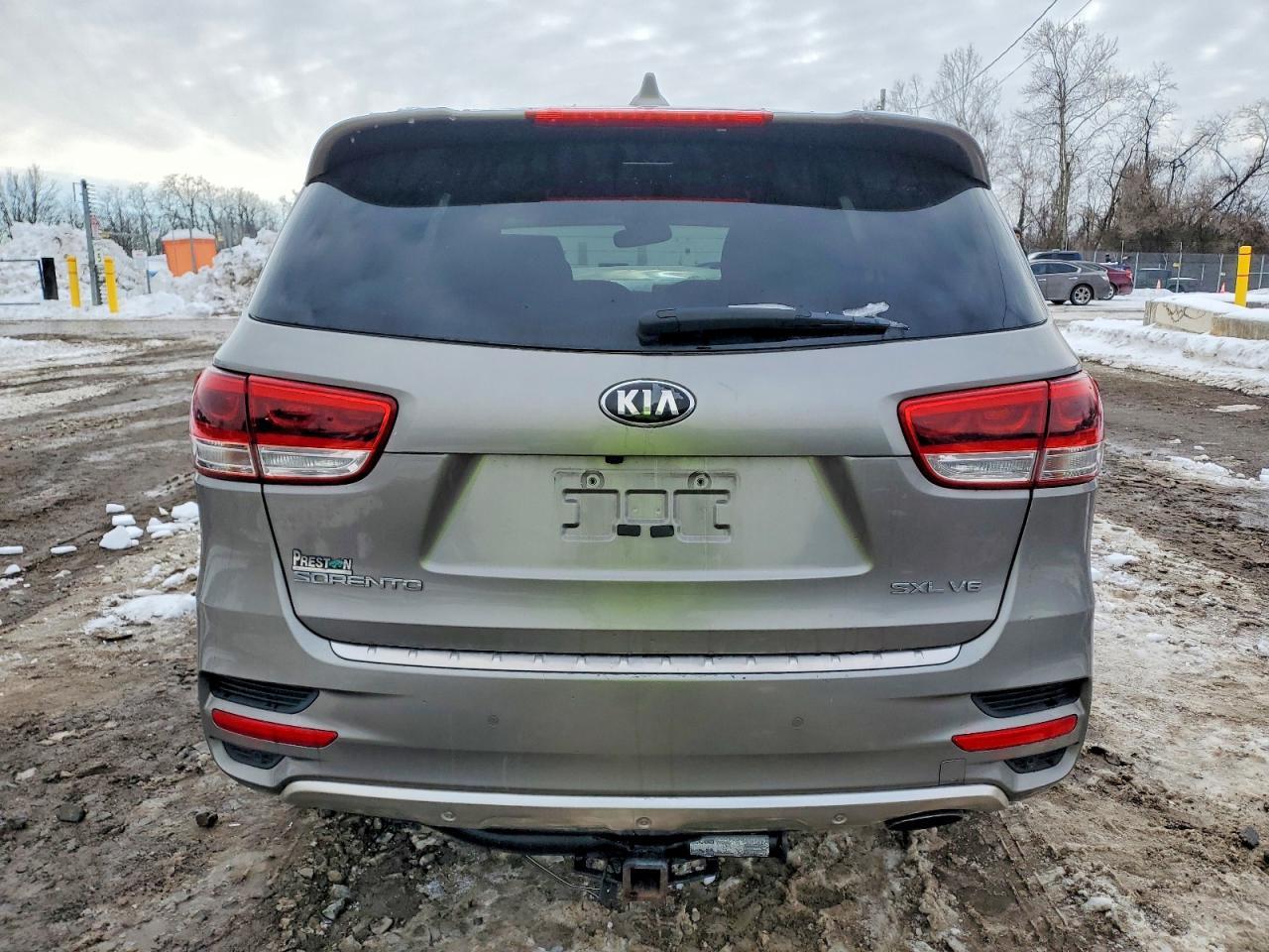 2016 KIA SORENTO