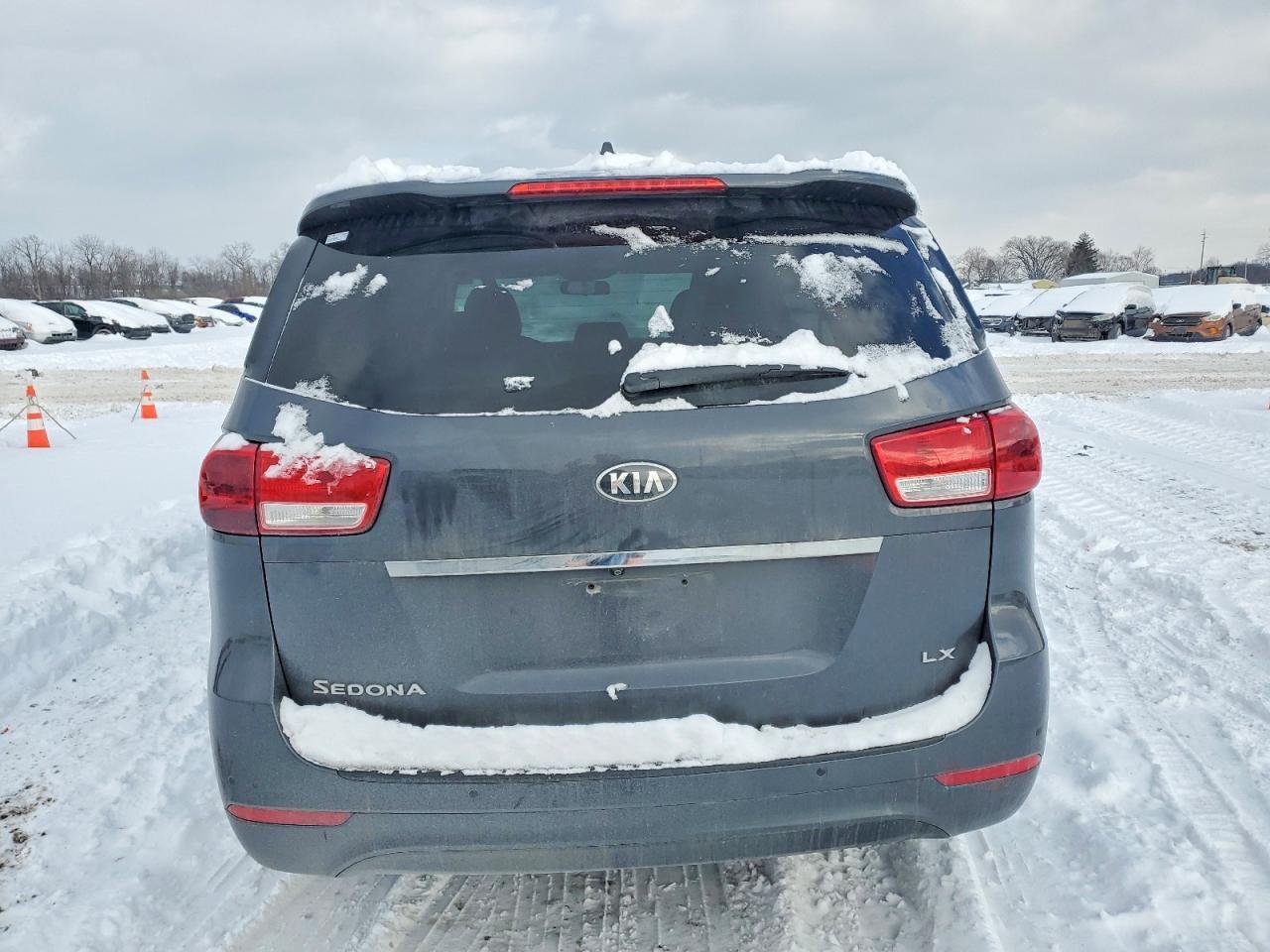 2016 KIA SEDONA