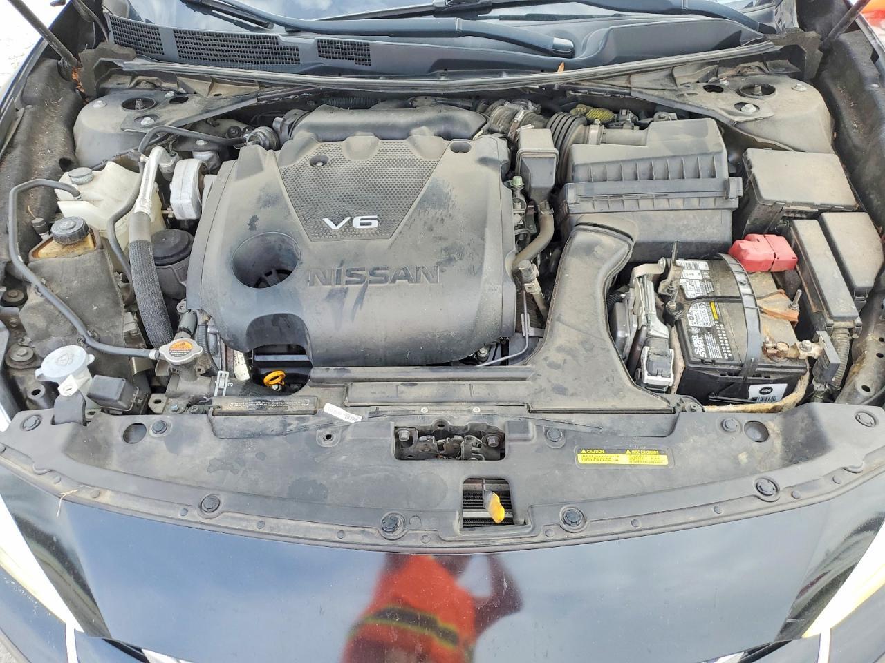 2016 NISSAN Maxima