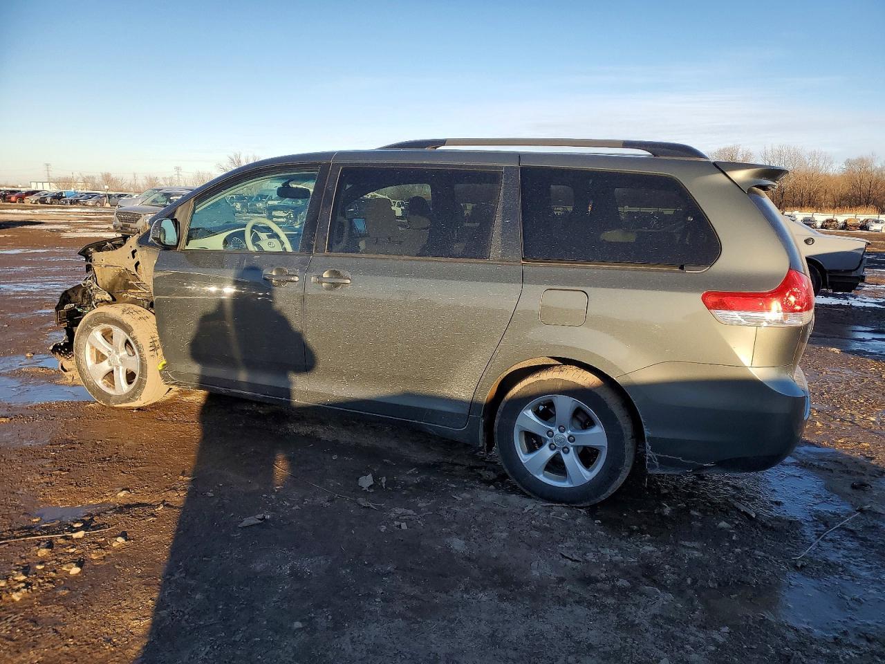 2014 TOYOTA SIENNA