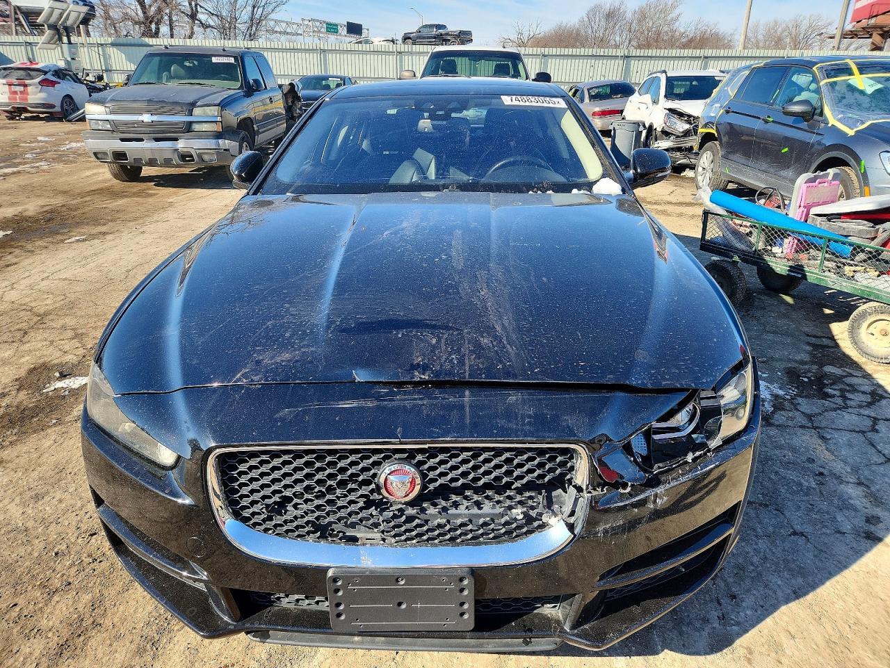 2017 JAGUAR XE