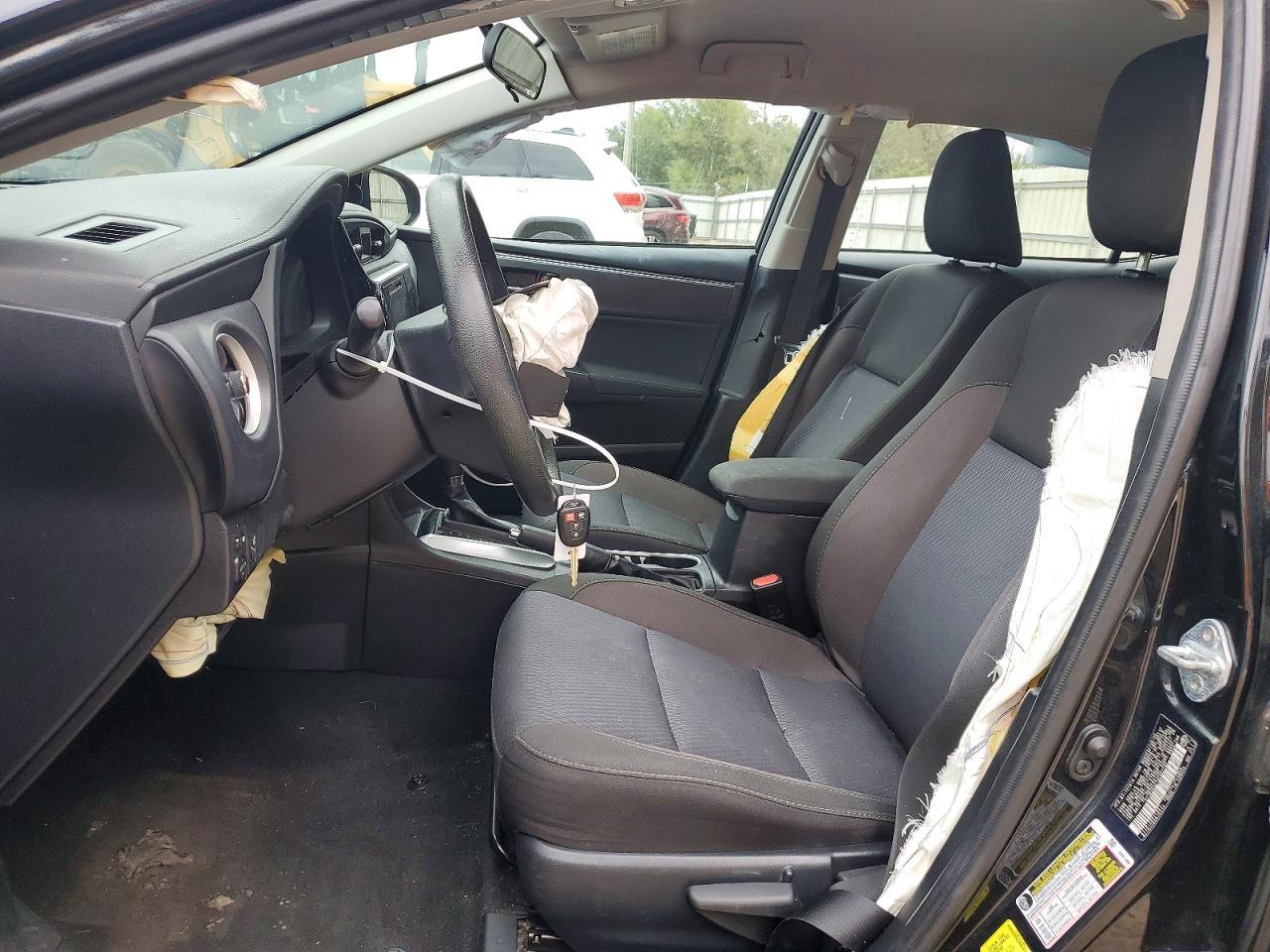 2017 TOYOTA COROLLA