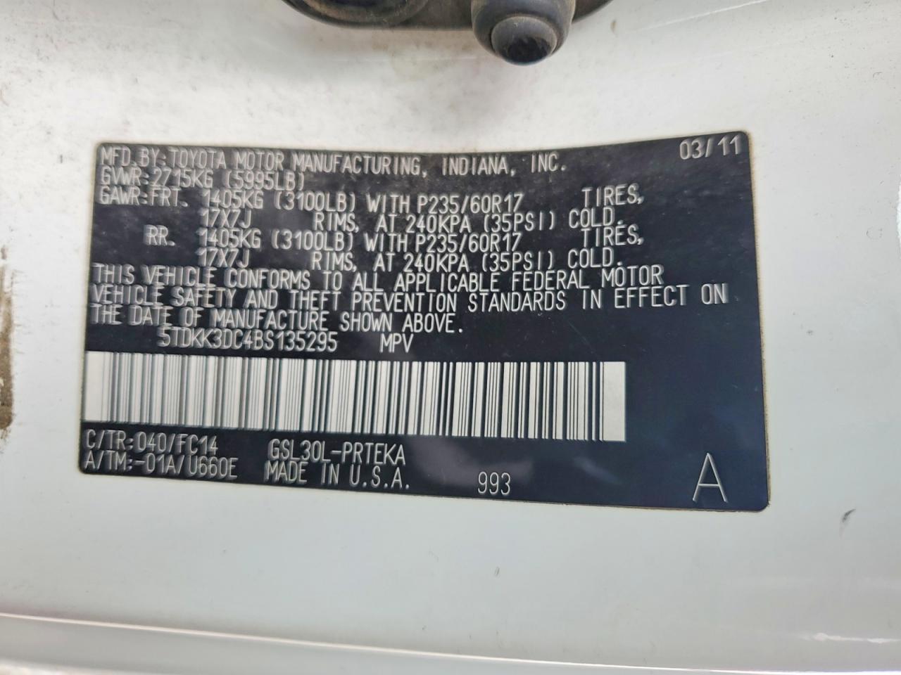 2011 TOYOTA SIENNA