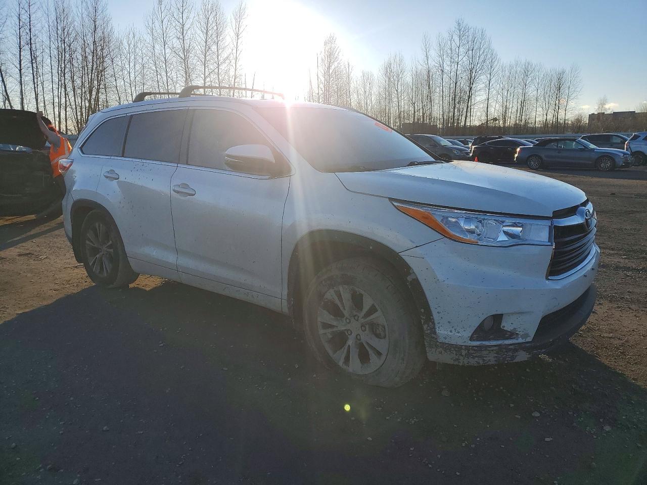 2015 TOYOTA HIGHLANDER