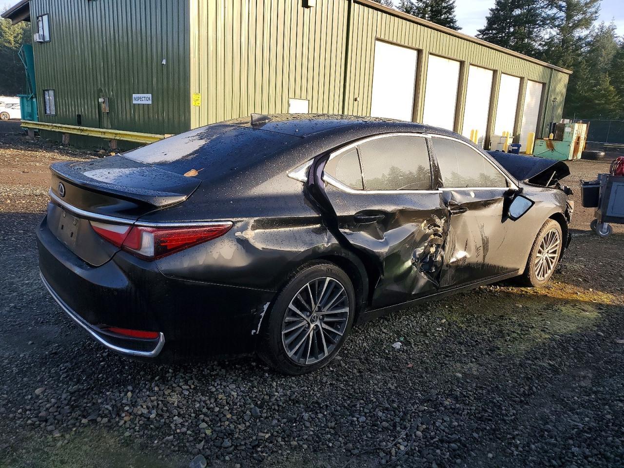 2023 LEXUS ES 300H