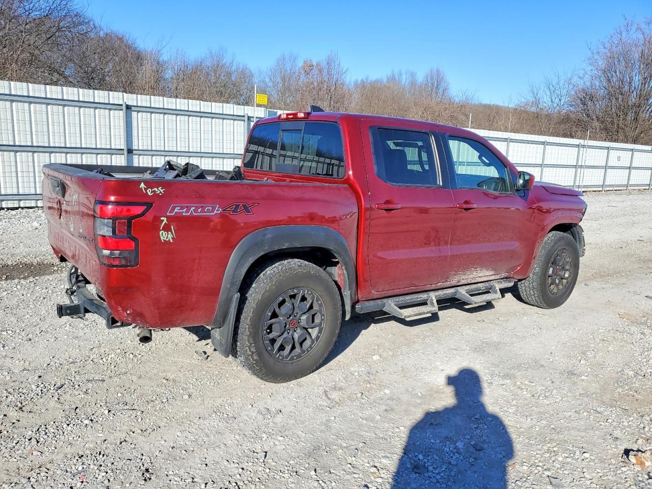 2022 NISSAN Frontier