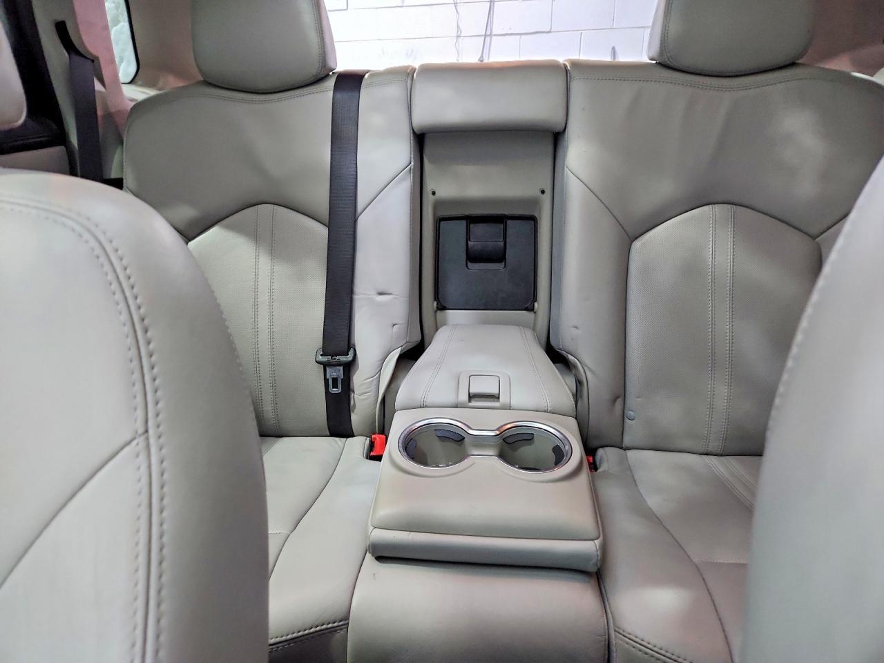2016 CADILLAC SRX