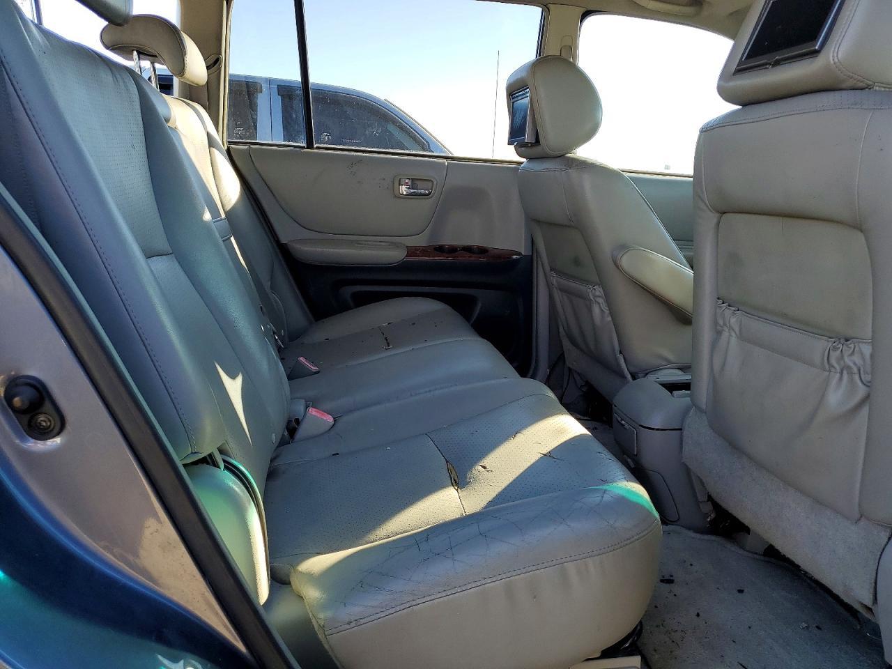 2005 TOYOTA HIGHLANDER