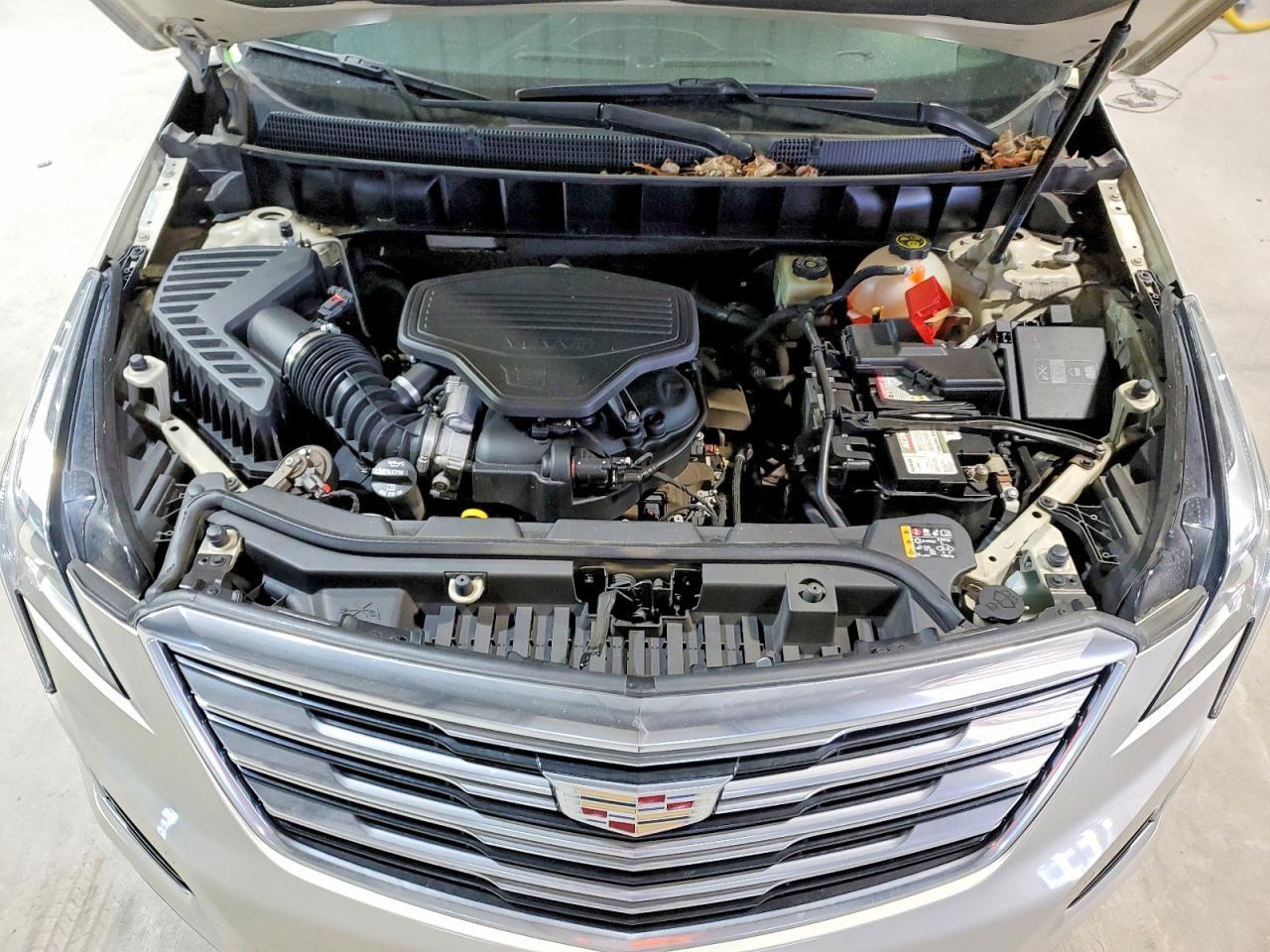 2017 CADILLAC XT5