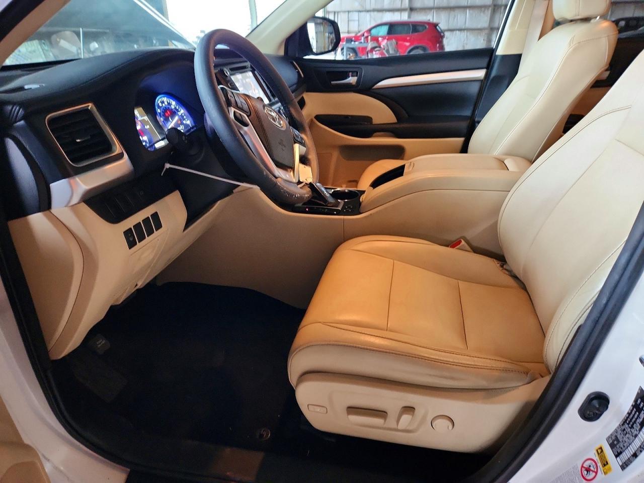 2015 TOYOTA HIGHLANDER