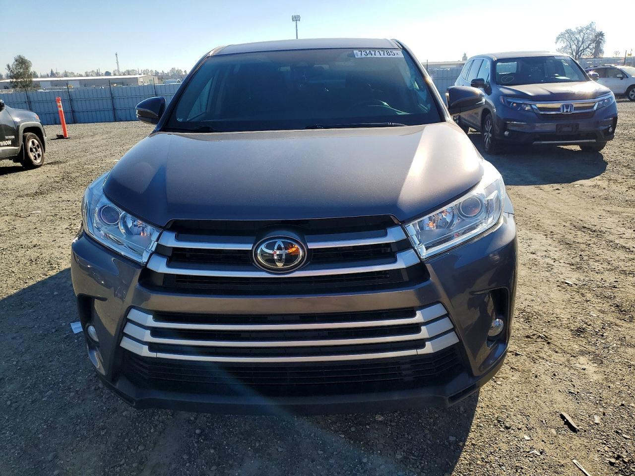 2019 TOYOTA HIGHLANDER