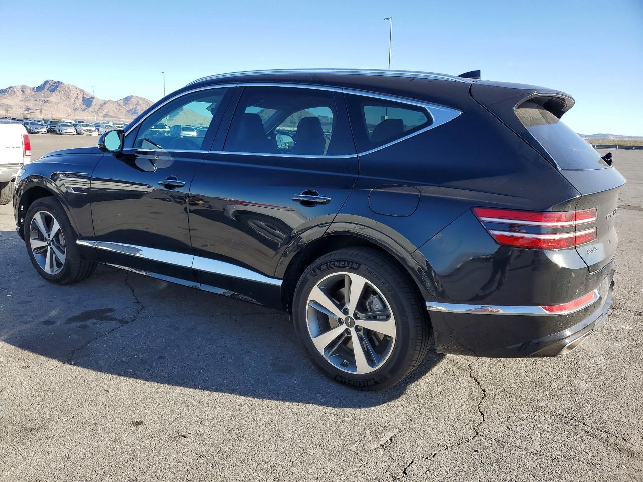 2023 GENESIS GV80