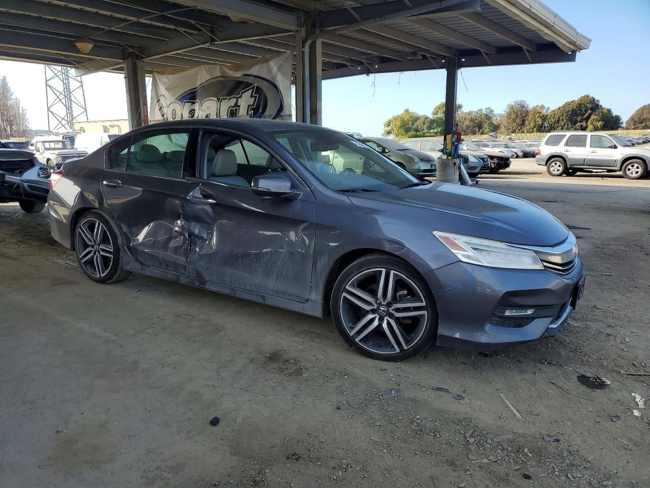 2016 HONDA ACCORD