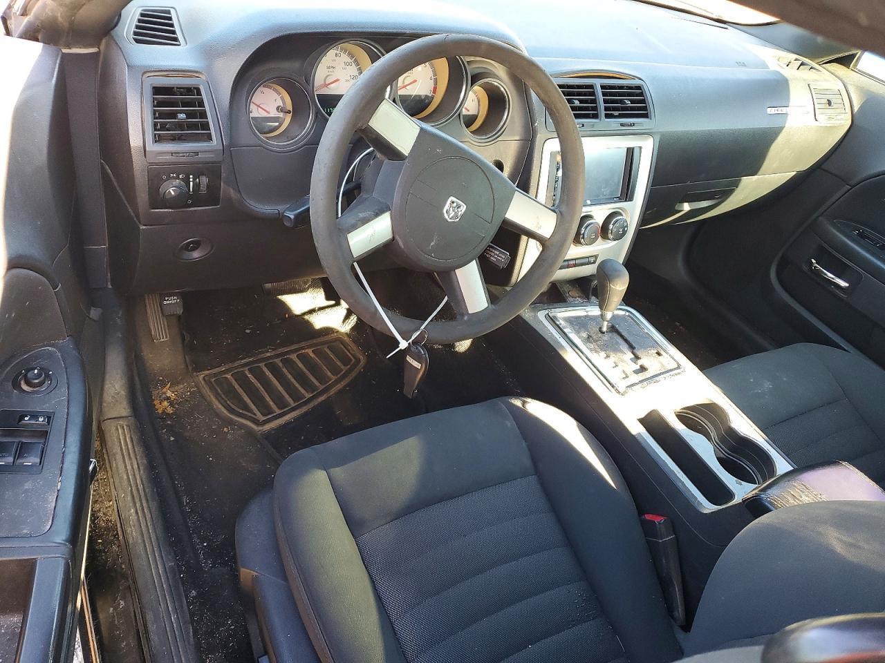 2010 DODGE Challenger