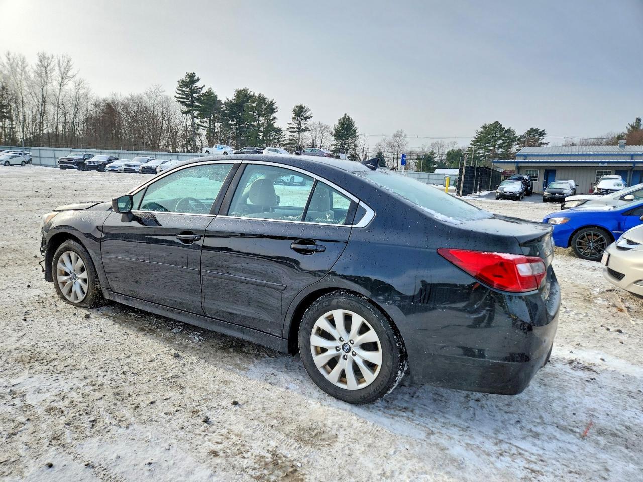 2017 SUBARU Legacy