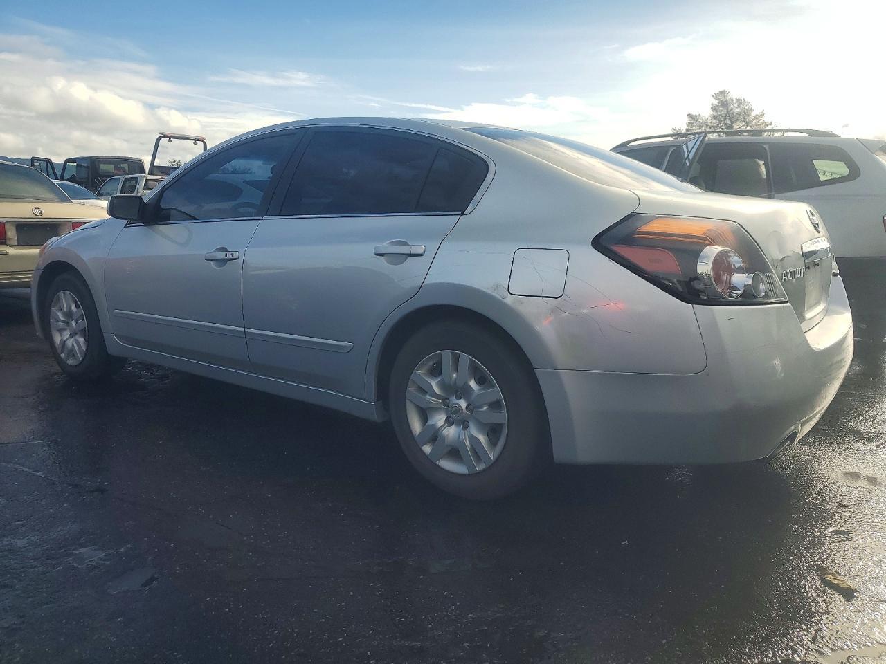 2011 NISSAN ALTIMA