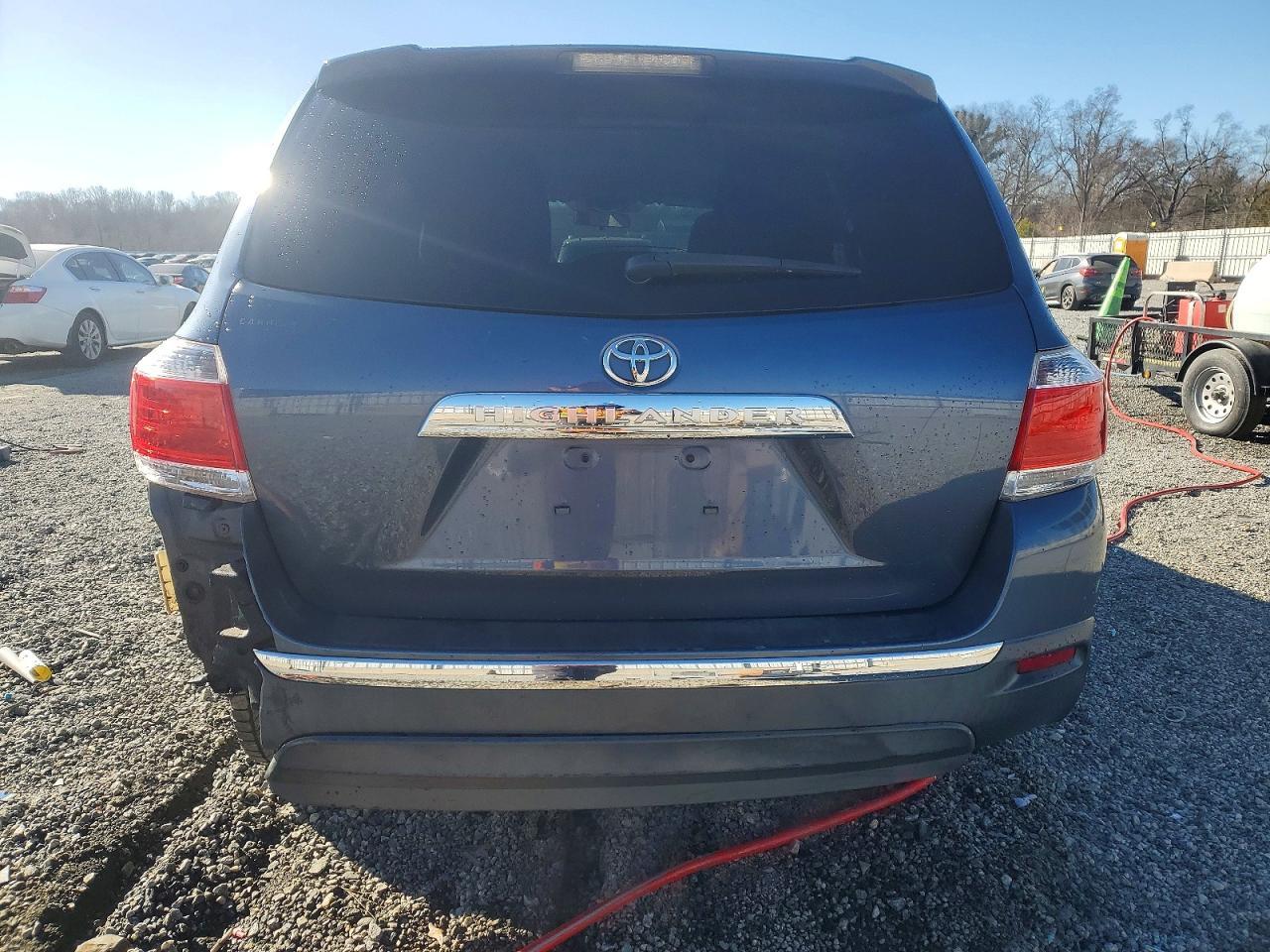 2013 TOYOTA HIGHLANDER